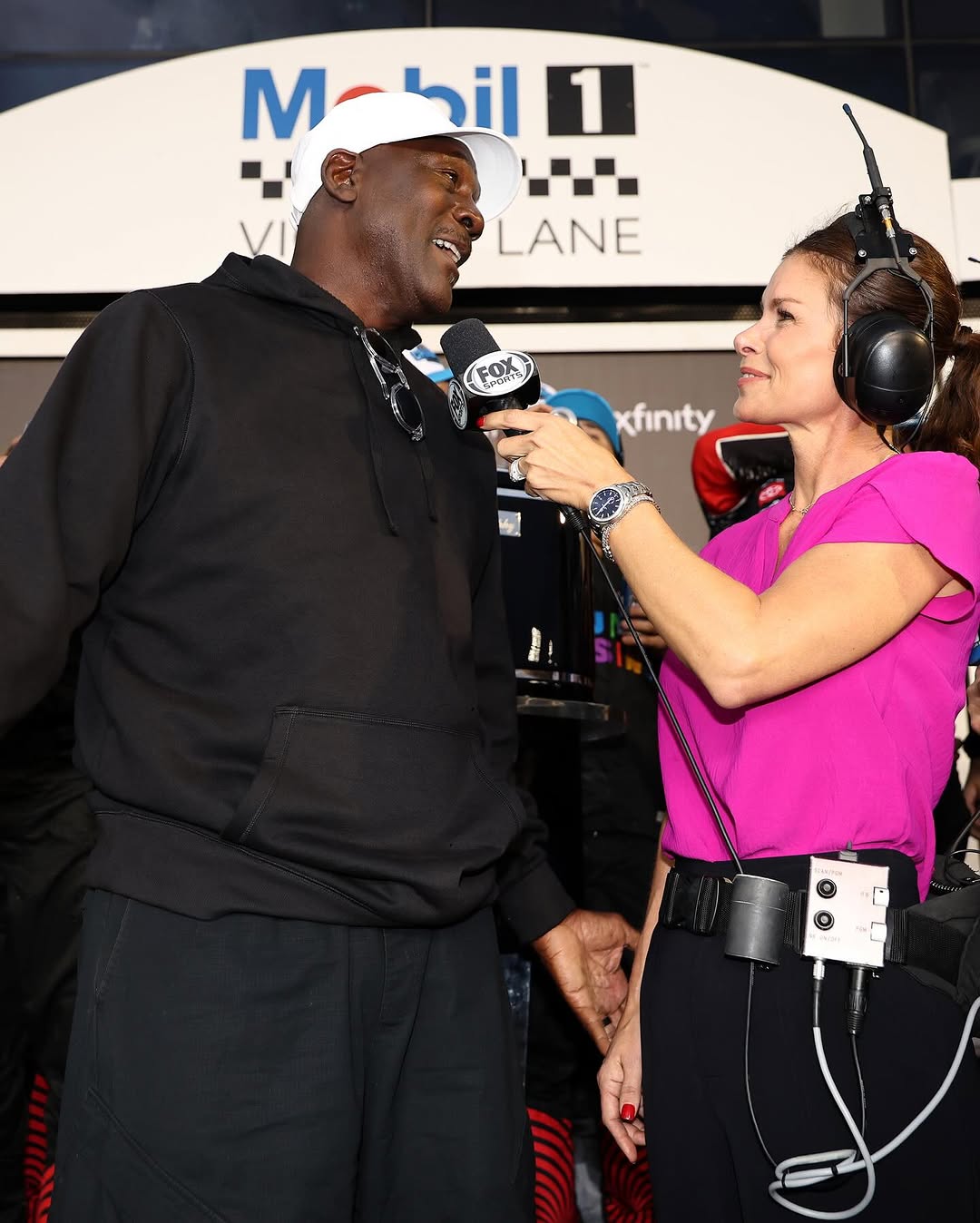 MICHAEL JORDAN GETS HIS FIRST DAYTONA 500 WIN AS OWNER (image 3)
