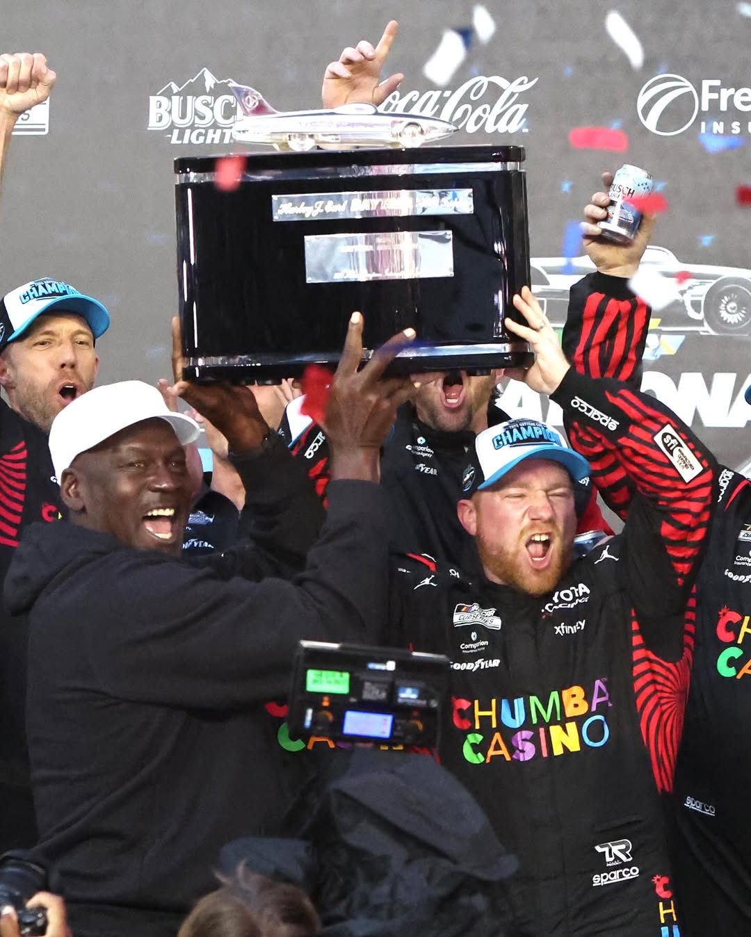 MICHAEL JORDAN GETS HIS FIRST DAYTONA 500 WIN AS OWNER (image 4)