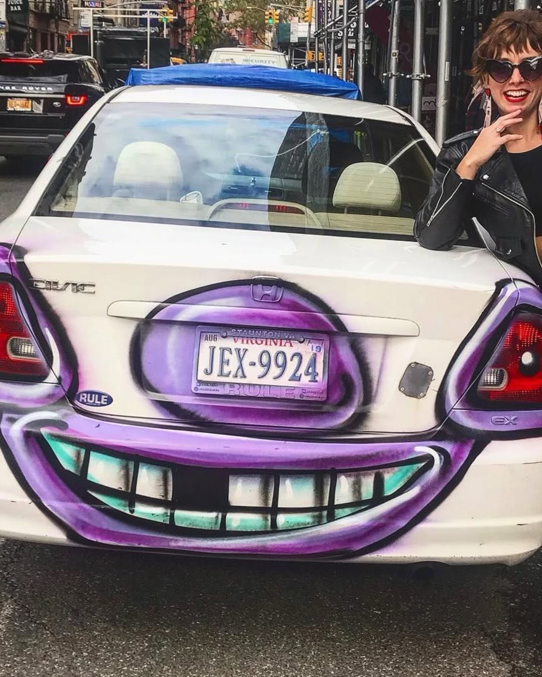 KENNY SCHARF 100 KARBOMBZ CARS CRUISE LA STREETS FOR FREE (image 5)