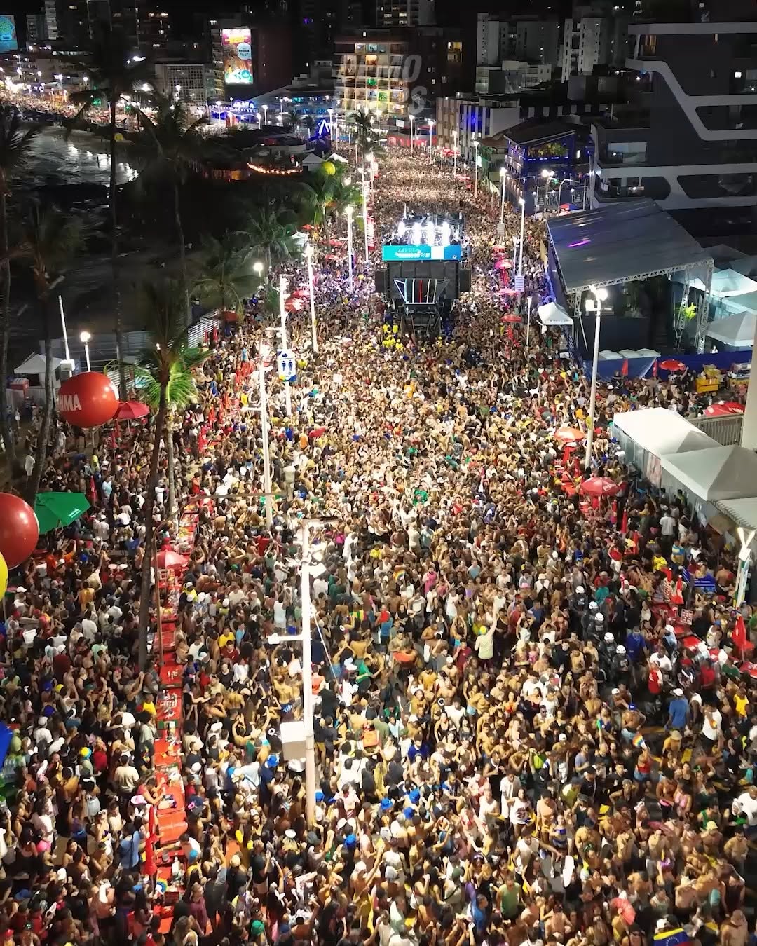 ALOK BREAKS GUINNESS RECORD WITH 2 MILLION FANS AT CARNIVAL