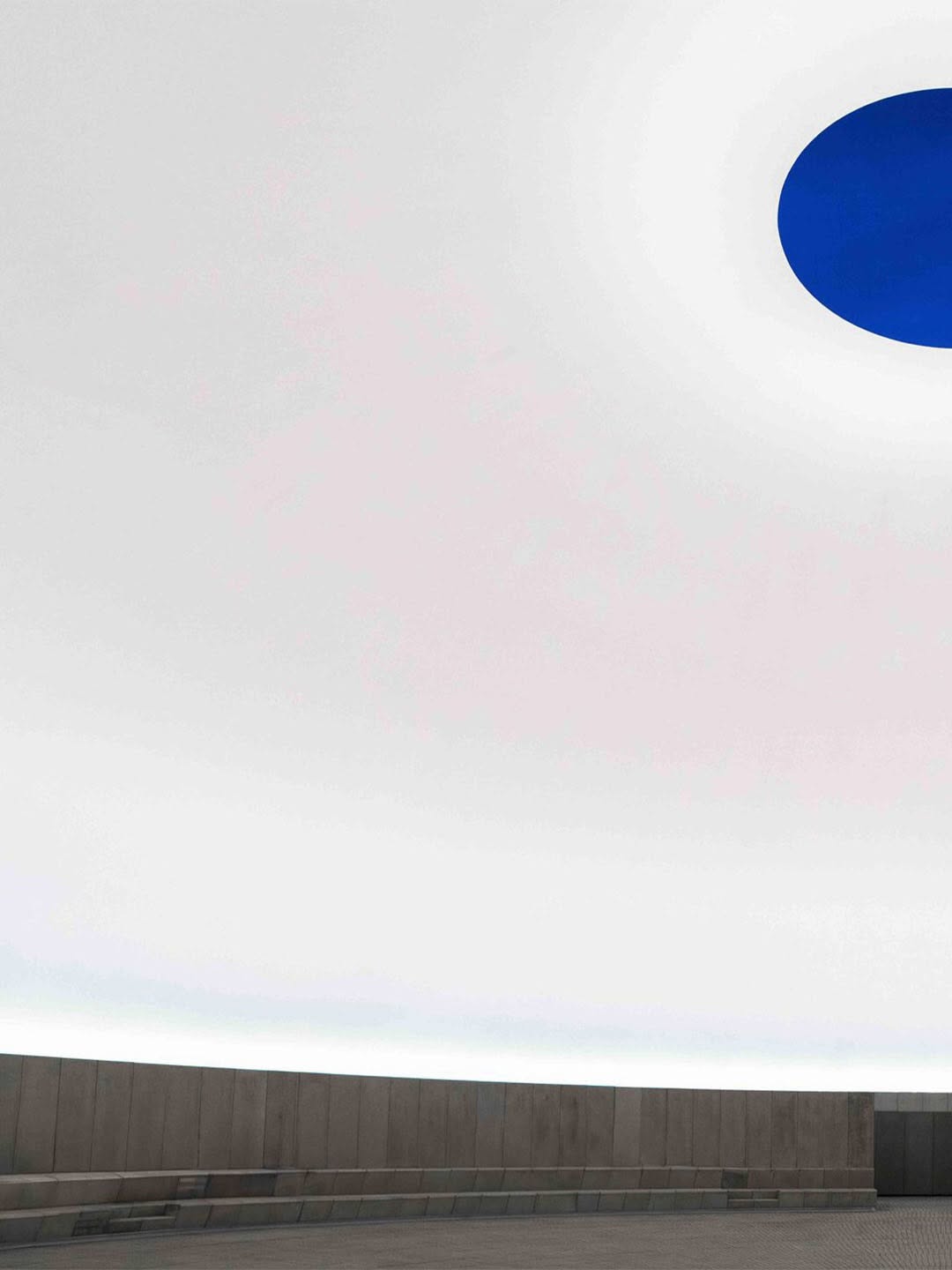 JAMES TURRELL BUILDS WORLDS LARGEST SKYSPACE IN AARHUS (image 4)
