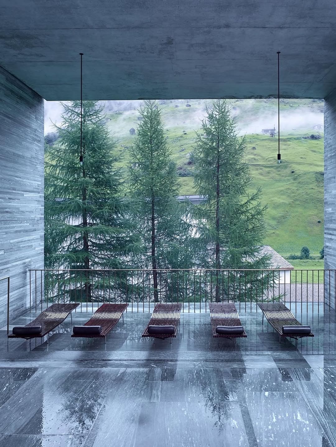 PETER ZUMTHOR VALS THERMAL BATHS STILL DRAWS CROWDS 26 YEARS LATER (image 7)