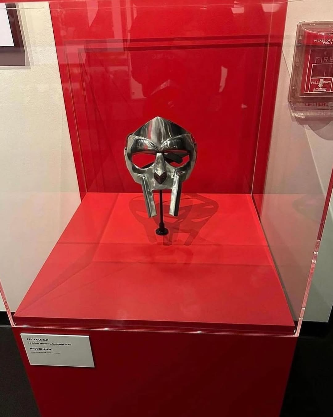 MF DOOM MASK AUTHENTICITY SPARKS DEBATE AT SEATTLE MUSEUM (image 2)