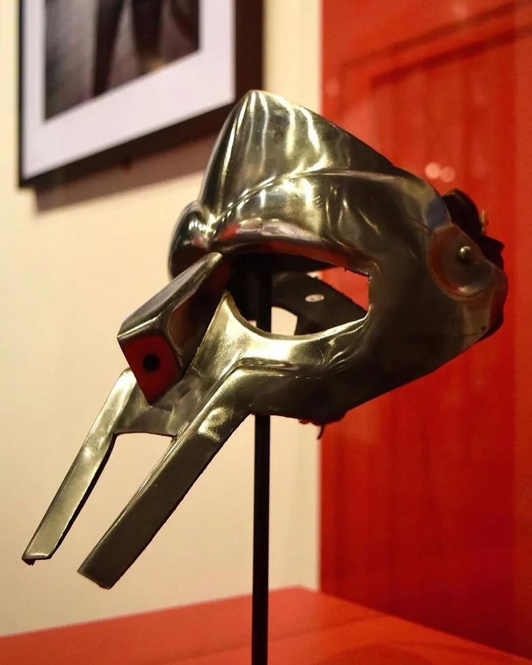 MF DOOM MASK AUTHENTICITY SPARKS DEBATE AT SEATTLE MUSEUM