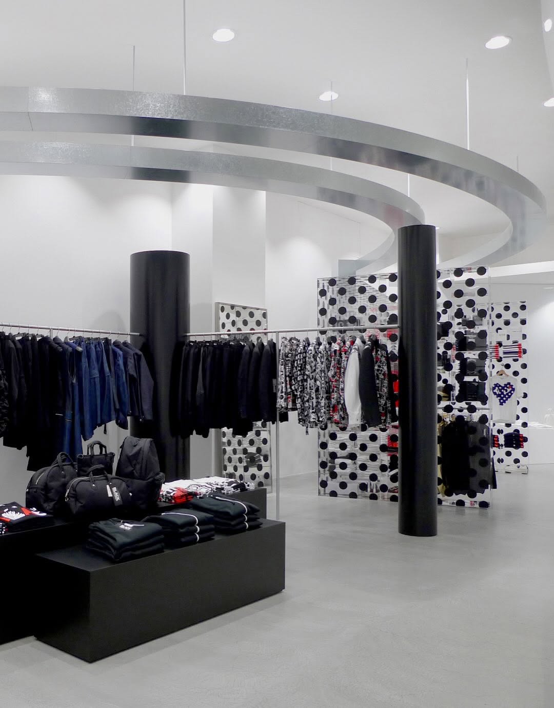 COMME DES GARCONS REOPENS KYOTO FLAGSHIP WITH BOLD REDESIGN (image 3)