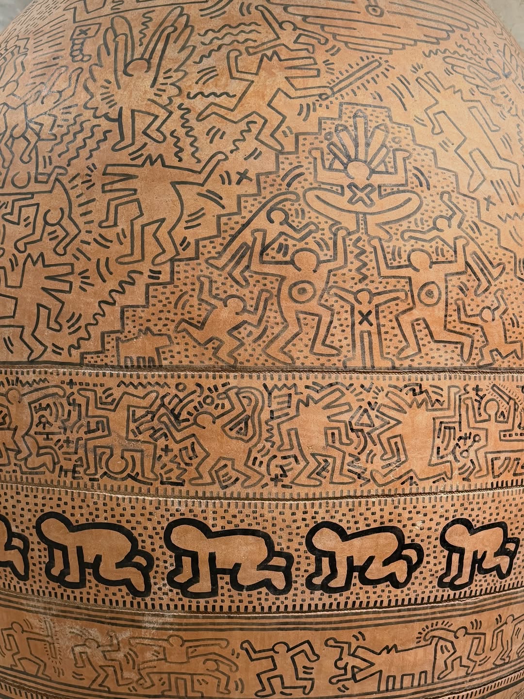 KAWS ENDORSES KEITH HARING EXHIBITION AT BRANT FOUNDATION (image 7)