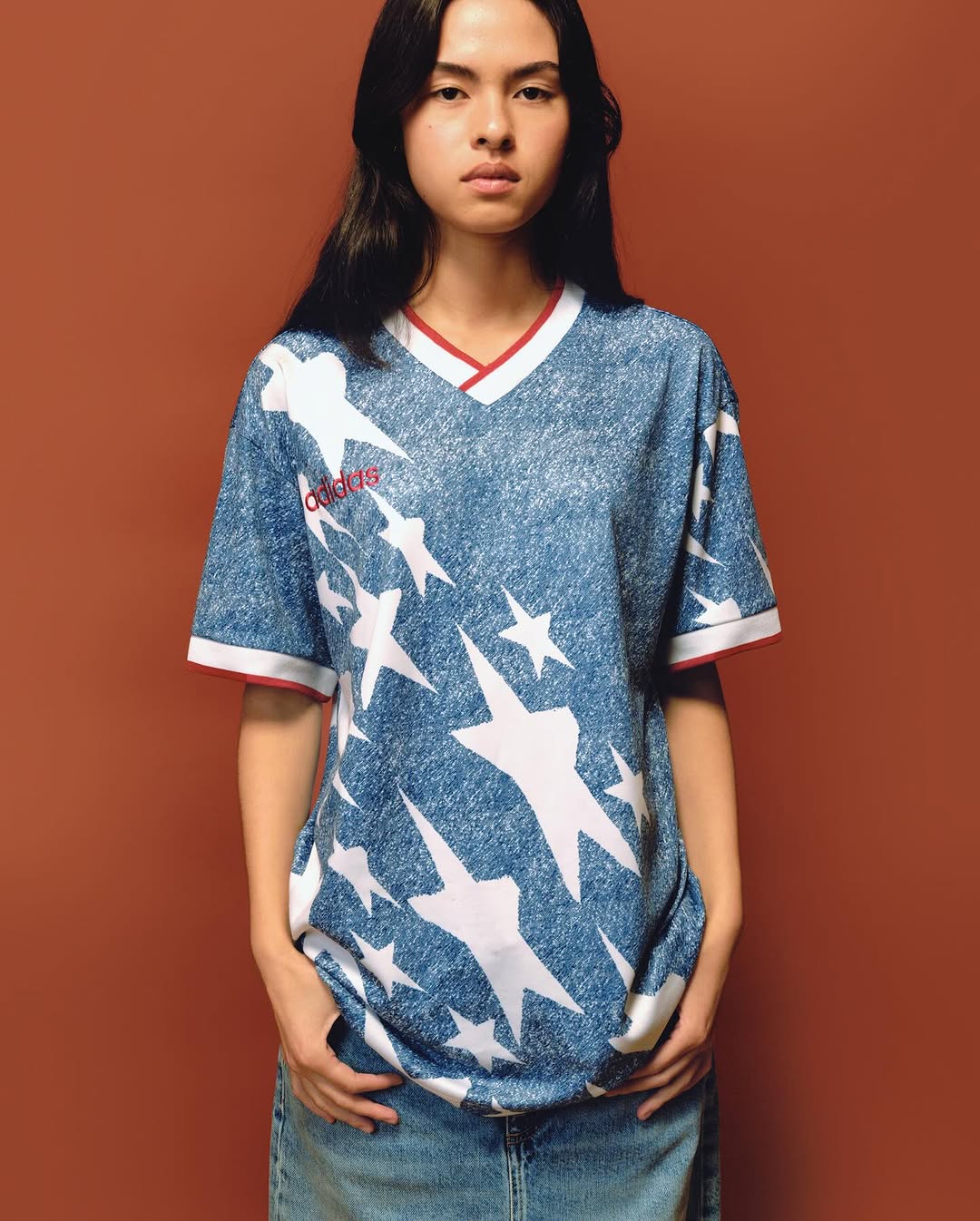 ADIDAS REVIVES ICONIC 1994 DENIM JERSEY (image 4)