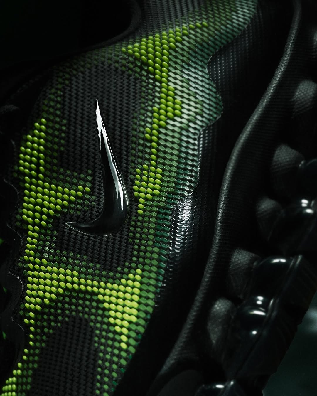 NIKE AIR LIQUID MAX DEBUTS MARCH 26 WITH POISON DART FROG TECH (image 3)