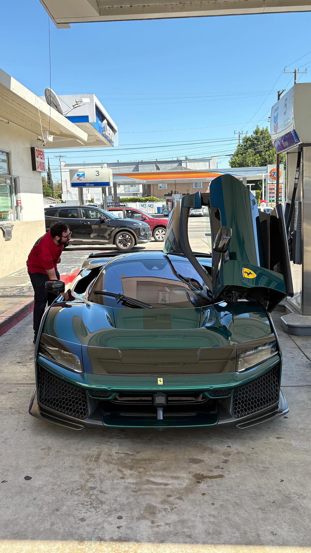 FERRARI F80 FIRST US DELIVERY HITS LA AT $3.9 MILLION