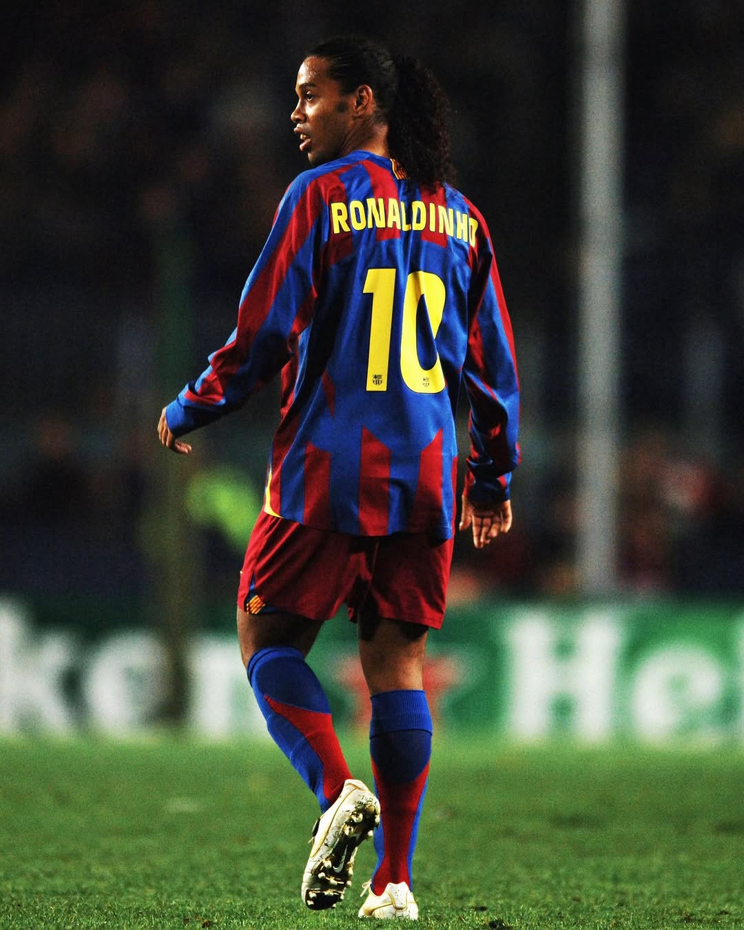 RONALDINHO NETFLIX DOCUMENTARY DROPS APRIL 16 WITH MESSI INTERVIEWS (image 3)