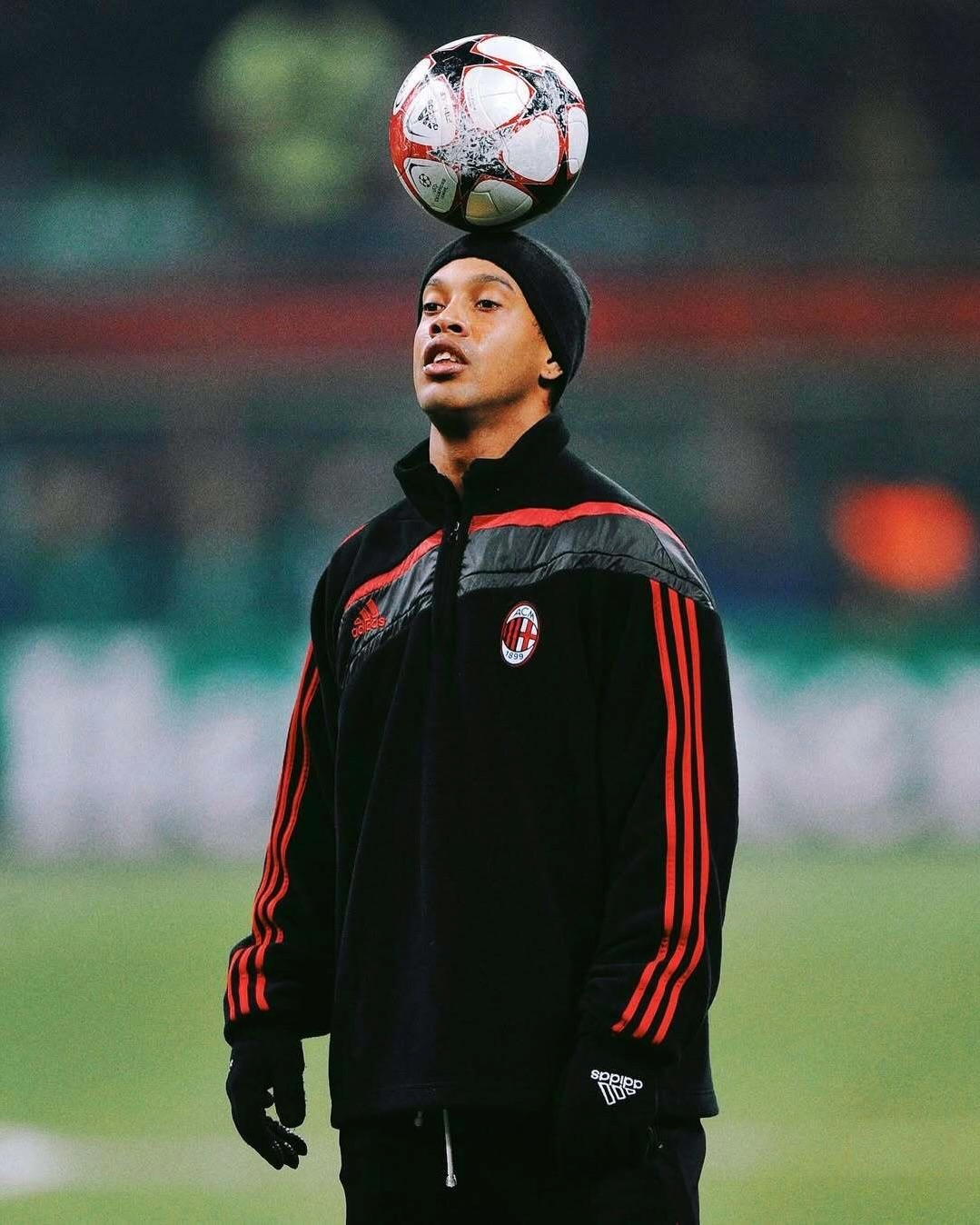 RONALDINHO NETFLIX DOCUMENTARY DROPS APRIL 16 WITH MESSI INTERVIEWS (image 4)