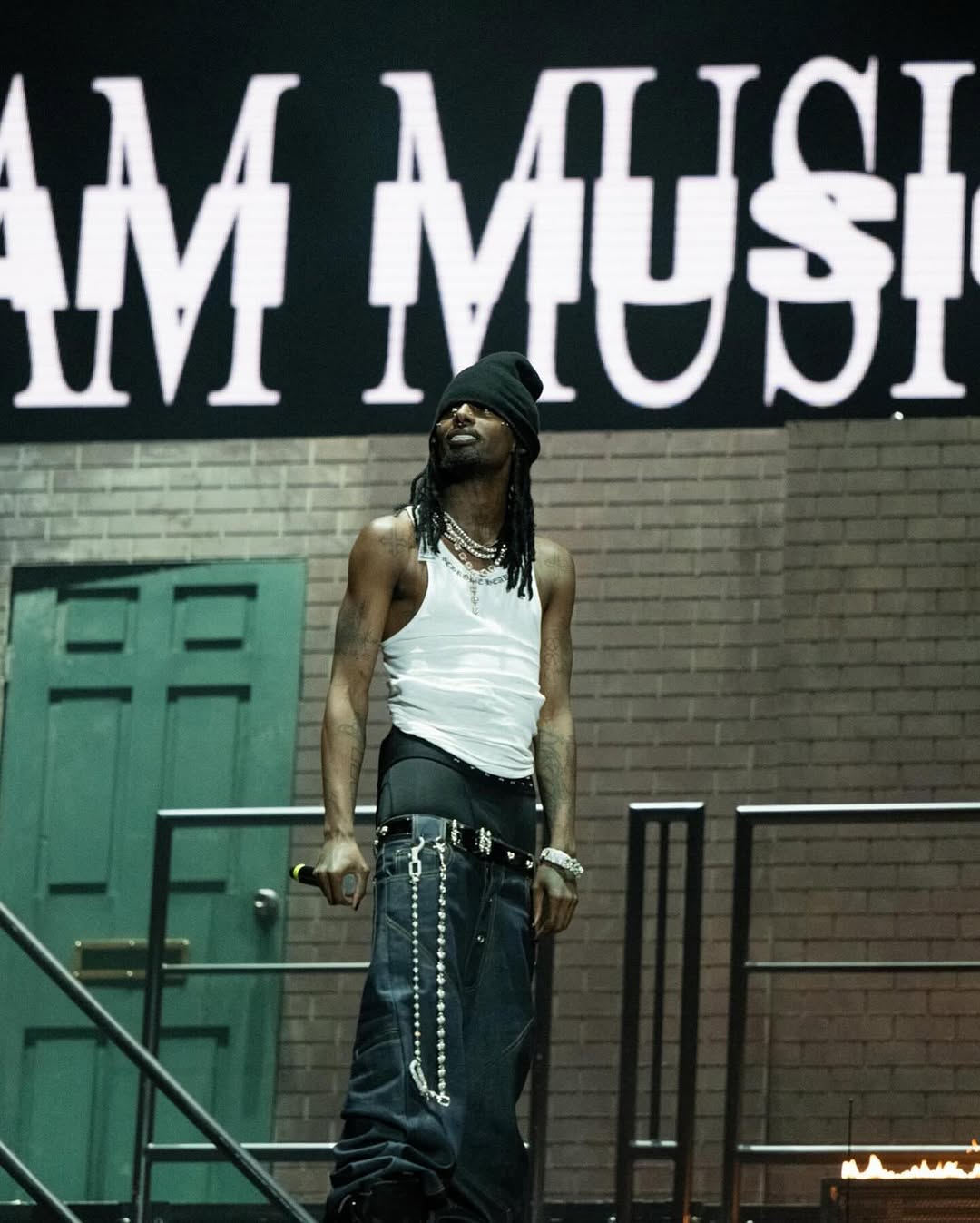 PLAYBOI CARTI TRAVIS SCOTT CRUSH MUSIC VIDEO DROPS AFTER BILLION STREAM SUCCESS (image 7)