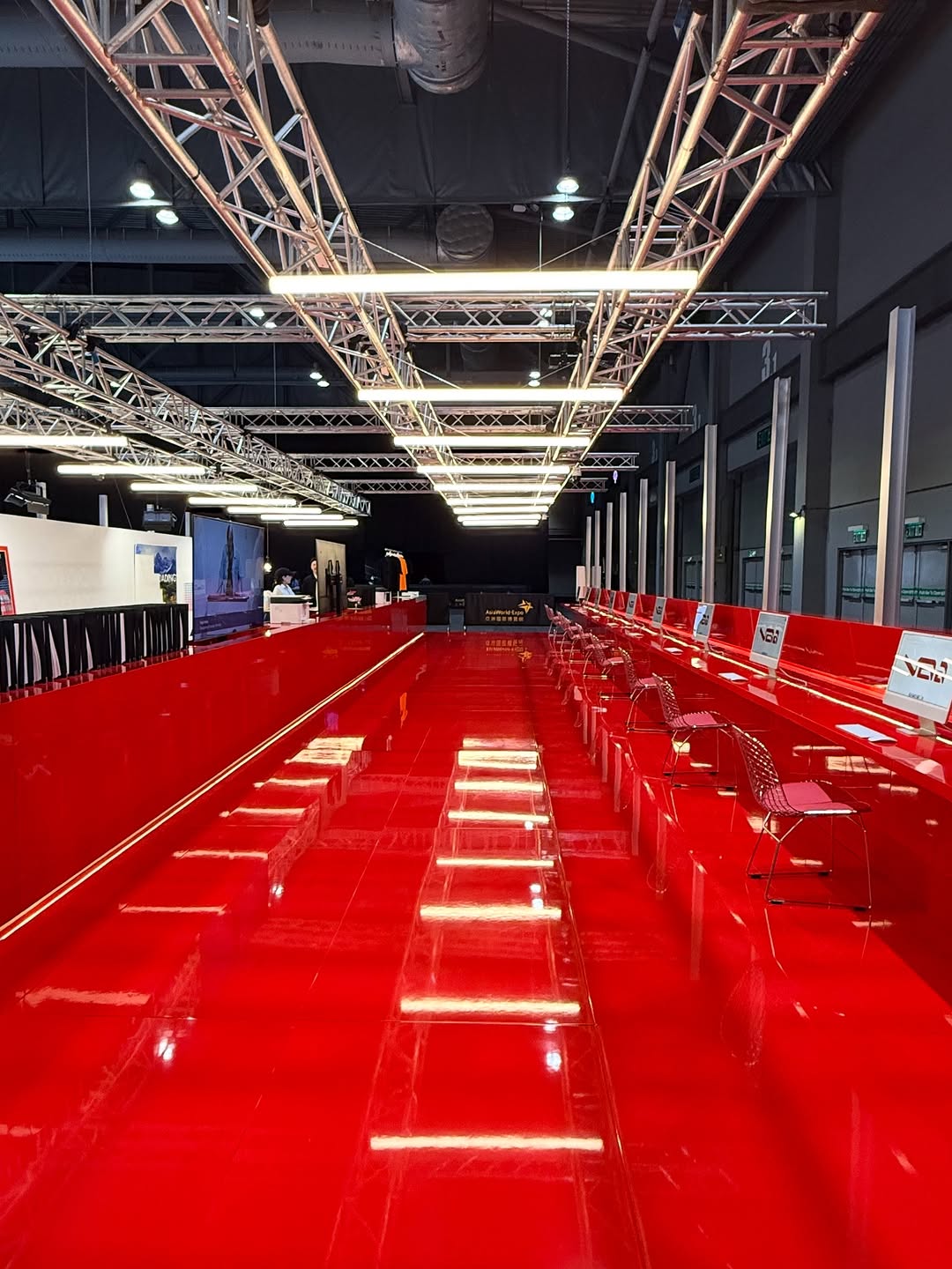V.A.A. WORLD'S FAIR BRINGS THE VIRGIL ABLOH ARCHIVE TO HONG KONG (image 9)