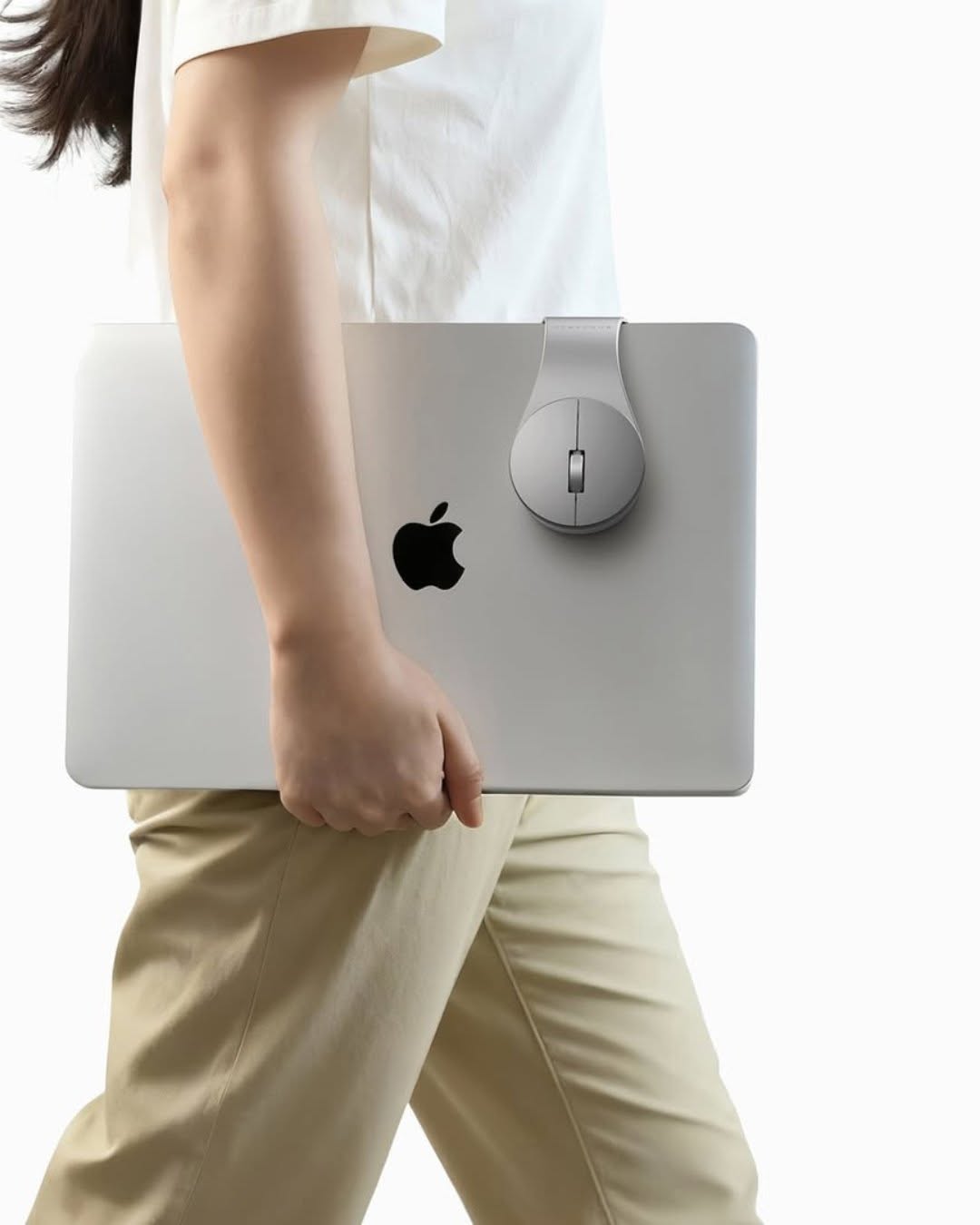 BONDCLIP IS THE 72-GRAM OBJECT THAT REDESIGNS THE MOBILE OFFICE