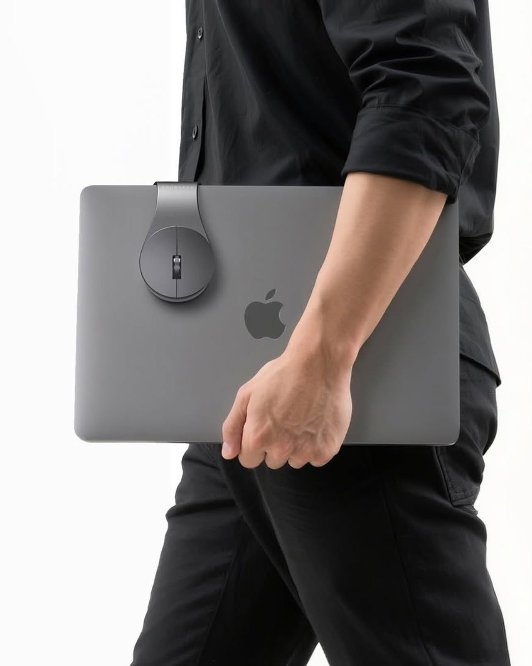 BONDCLIP IS THE 72-GRAM OBJECT THAT REDESIGNS THE MOBILE OFFICE