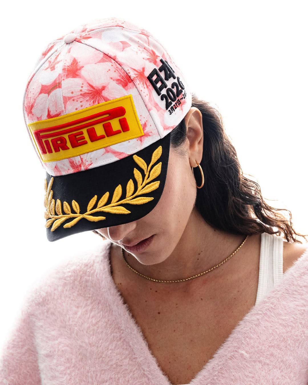 PIRELLI JAPAN 2026 PODIUM CAP: SAKURA, SUZUKA, AND F1'S FASHION TURN