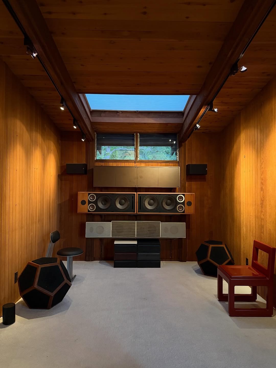 Same Old, Pragma Practice, and Valentin Giacobetti in a 1951 House