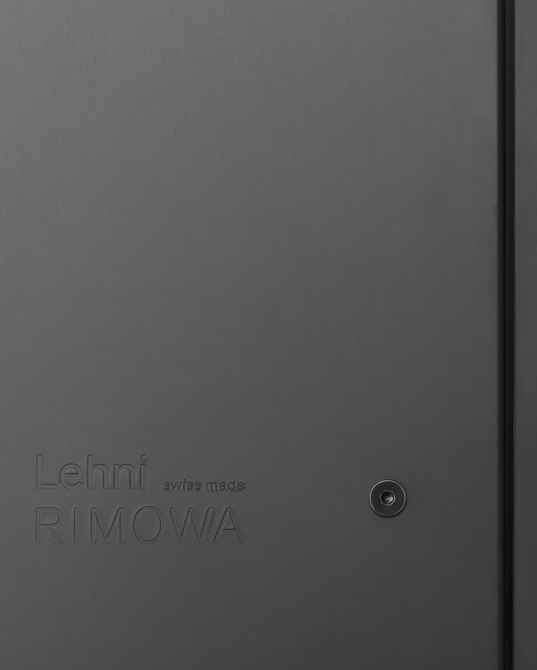 RIMOWA X LEHNI:REWRITES SUITCASE STORAGE