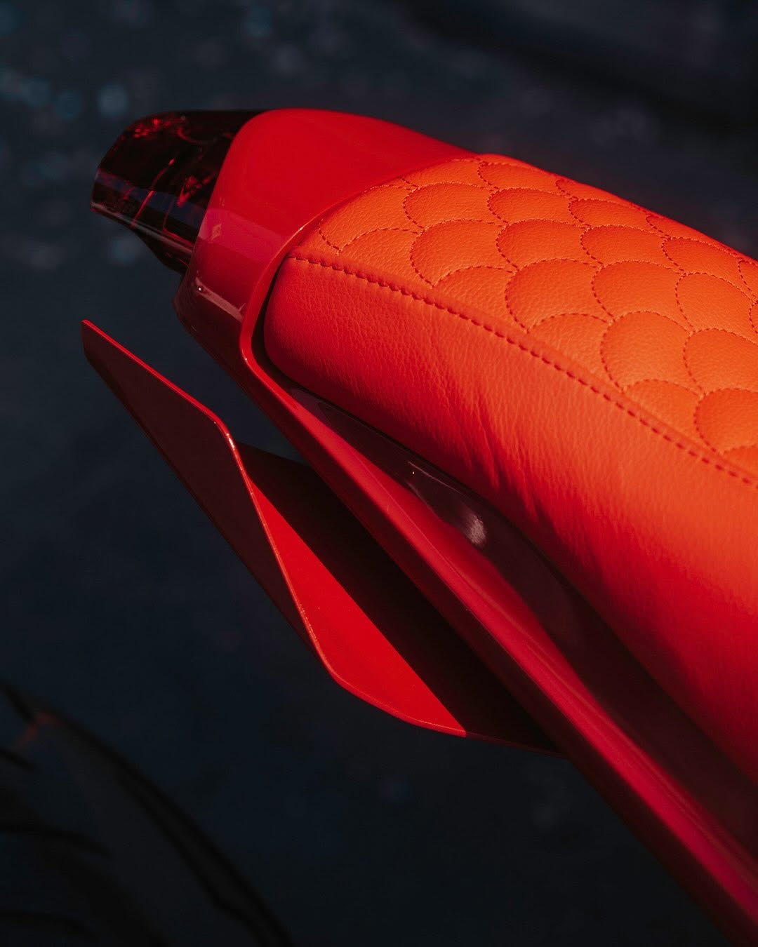 BRABUS BUILT ITS FIRST ELECTRIC MOTORCYCLE AND IT LOOKS LIKE AKIRA (image 7)