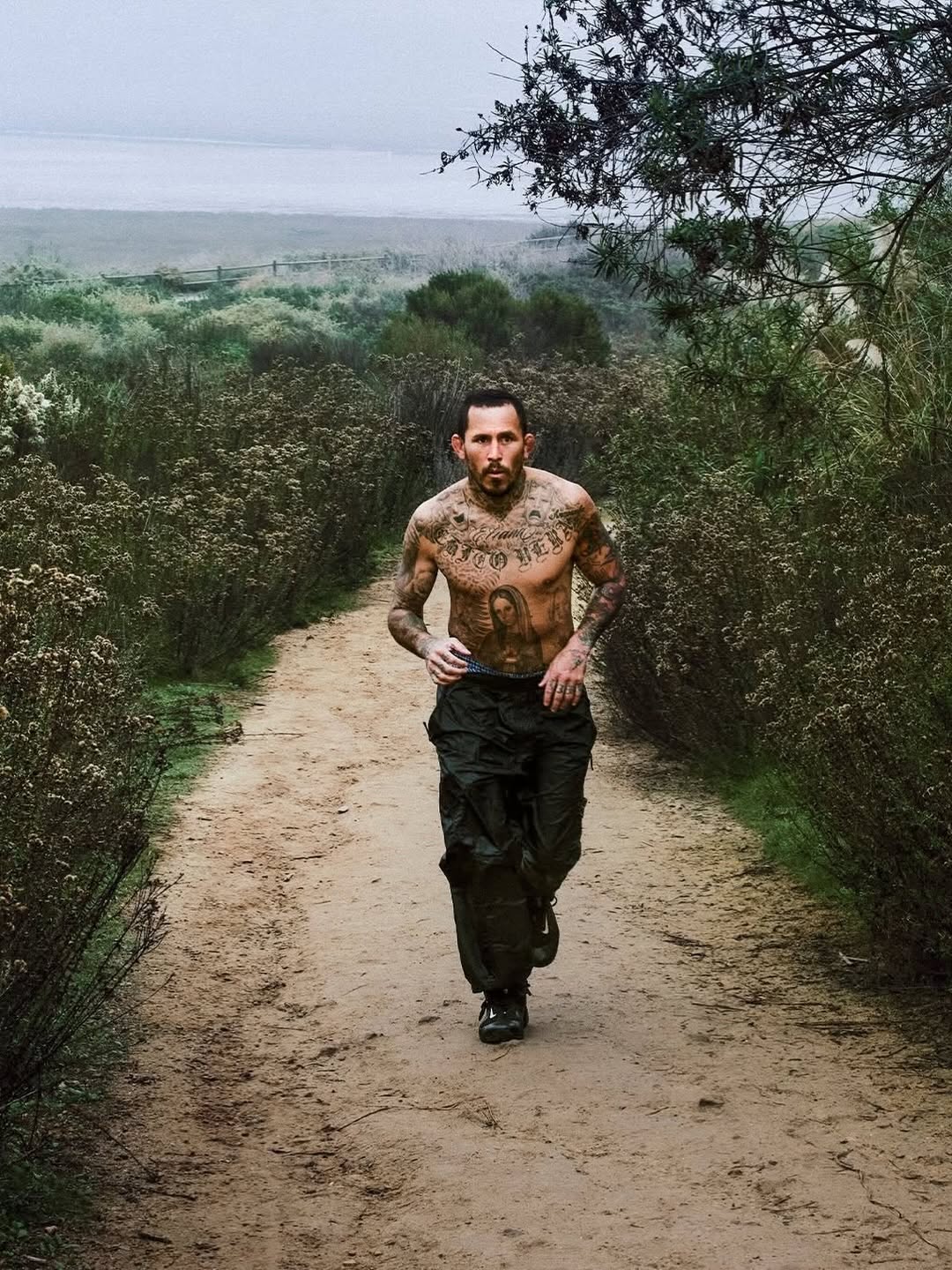 Stone Island Put a UFC Fighter in a Textured Leather Jacket and Called It Research (image 7)