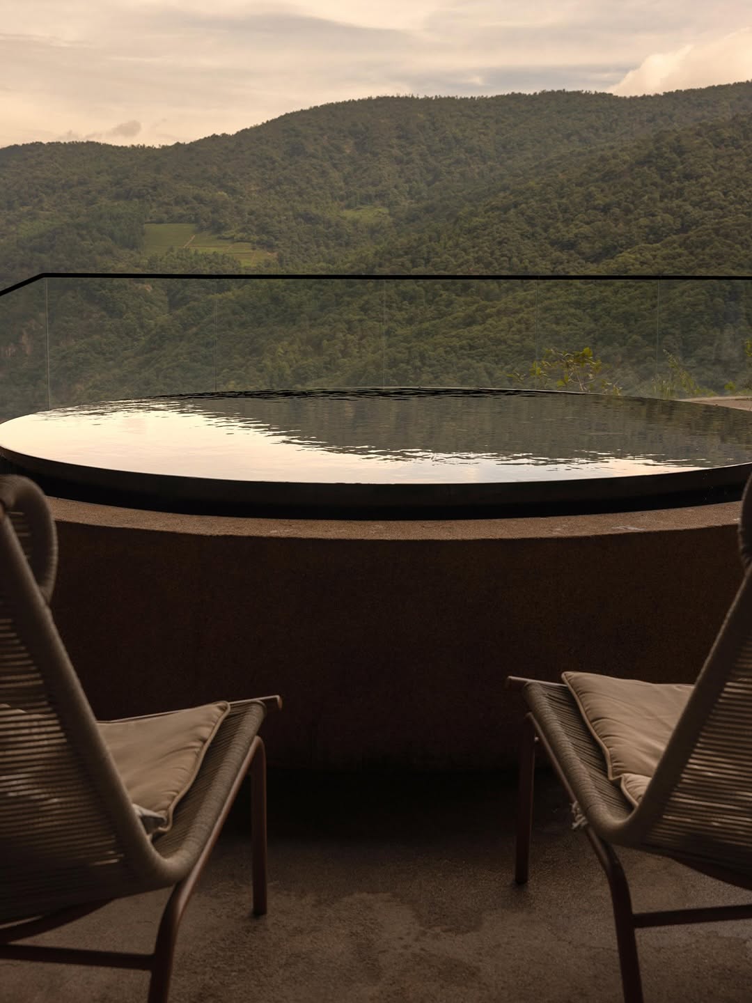 Slow Coral Built a Coffee Bar Inside a Volcanic Cliff and Won Dezeen 2025 (image 6)