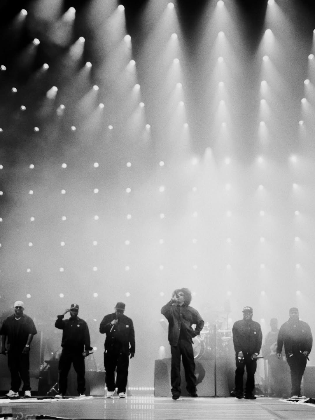 JAY Z HEADLINES ROOTS PICNIC 18 WITH THE ROOTS (image 2)