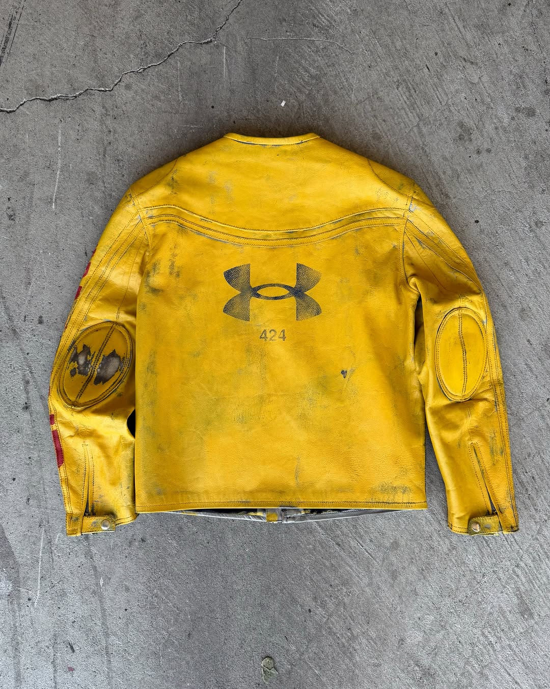 UNDER ARMOUR AND 424 REVIVE PROTECT THIS HOUSE (image 8)