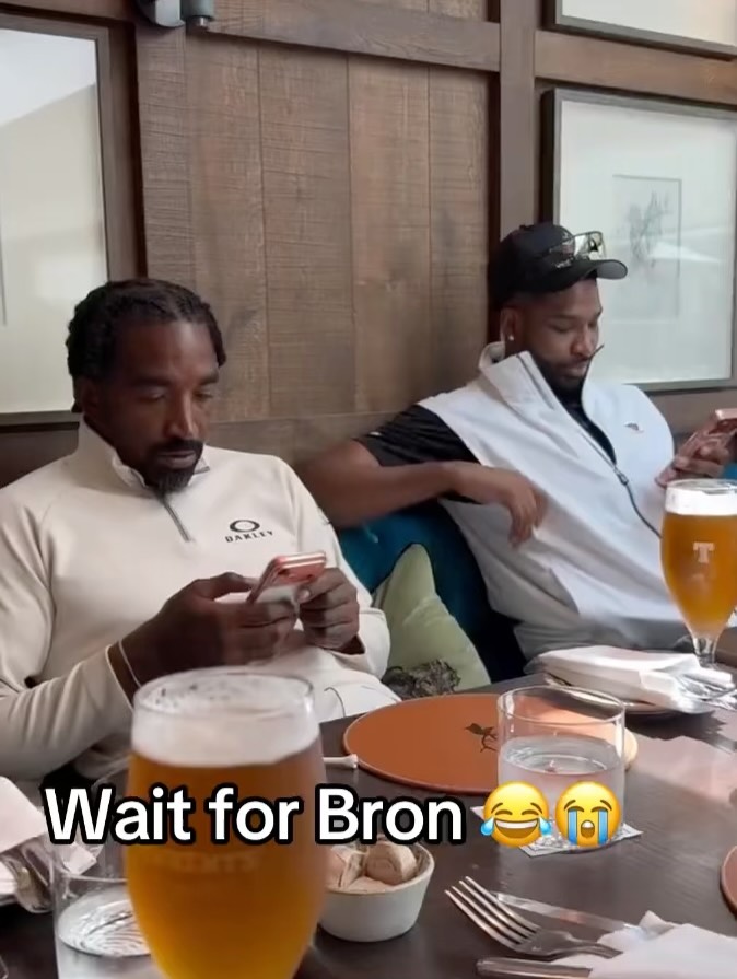 2016 CAVS REUNITE A DECADE AFTER THE COMEBACK (image 3)