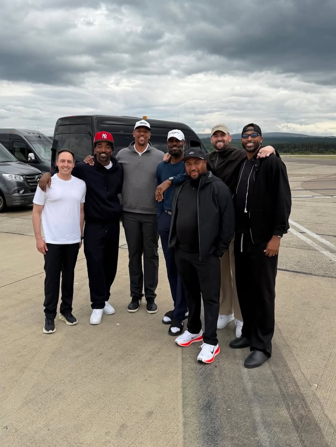 2016 CAVS REUNITE A DECADE AFTER THE COMEBACK (image 6)