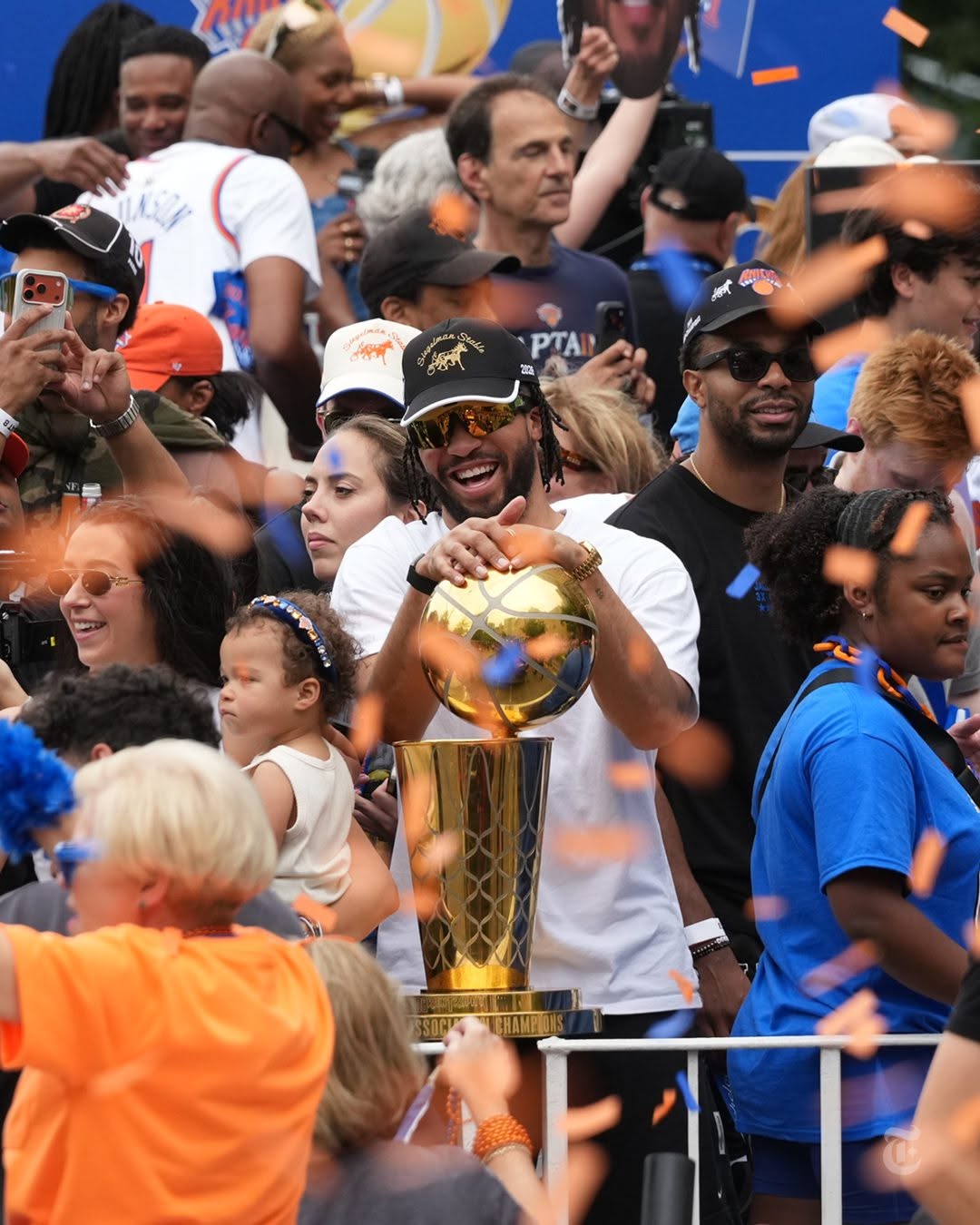 TWO MILLION PEOPLE MET THE KNICKS ON BROADWAY (image 2)