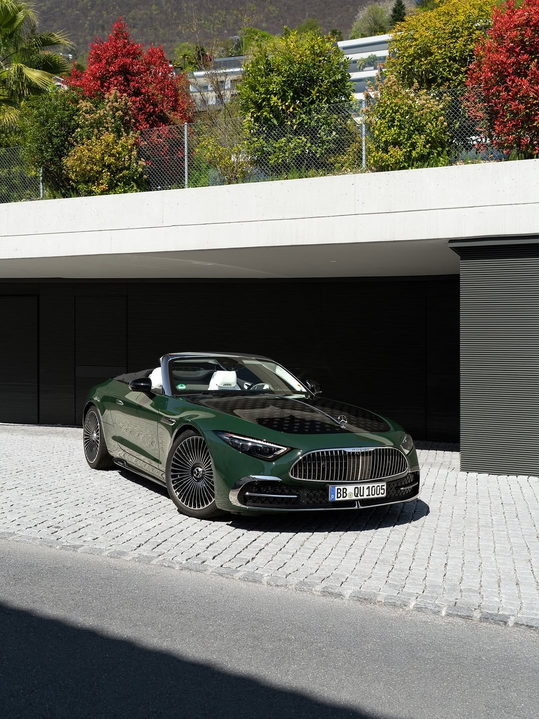 MERCEDES MAYBACH SL 680 MANUFAKTUR CLASSIC GREEN