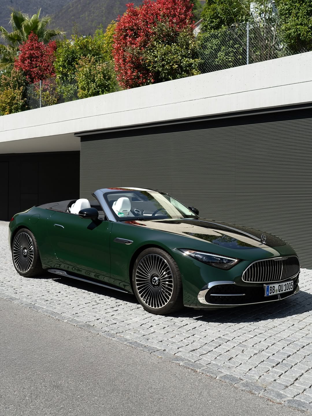 MERCEDES MAYBACH SL 680 MANUFAKTUR CLASSIC GREEN (image 4)