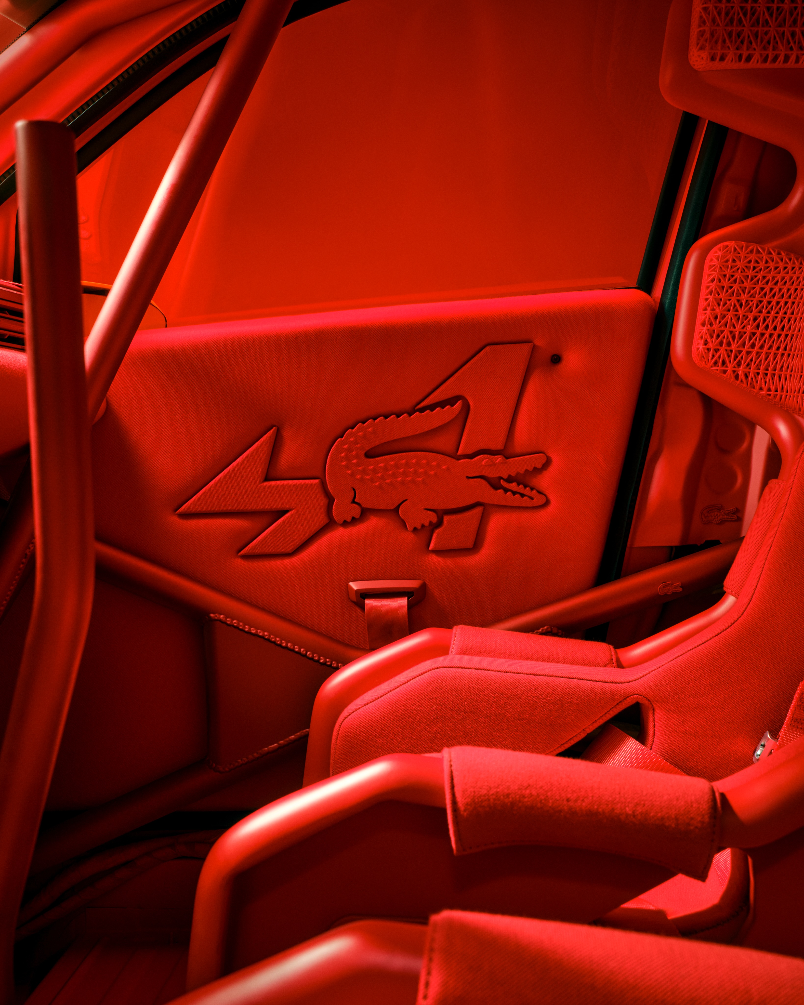 LACOSTE HIDES 290 CROCODILES INSIDE ONE ALPINE RALLY CAR (image 6)