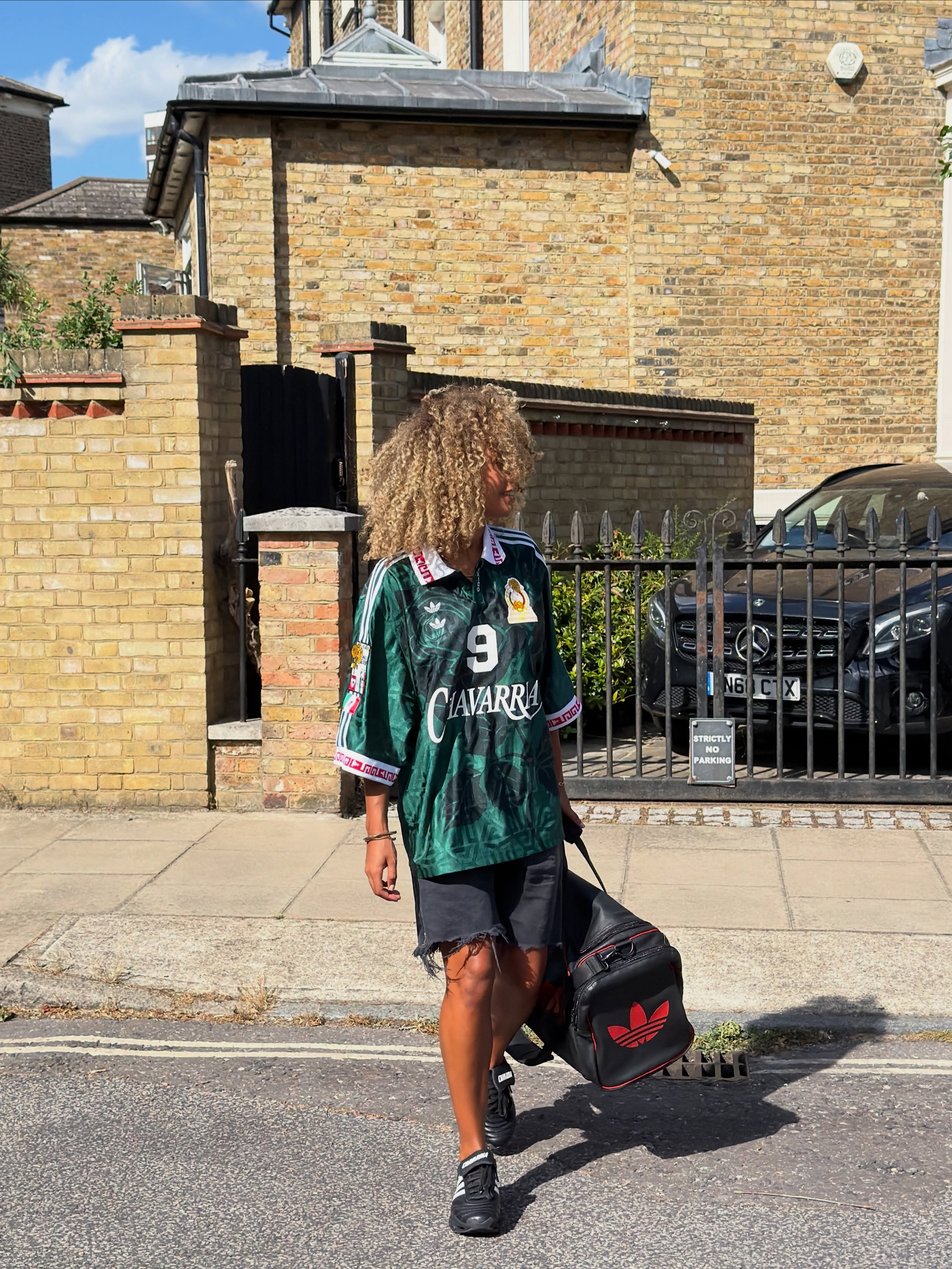 WILLY CHAVARRIA'S ADIDAS KIT WINS THE WORLD CUP AT $220 (image 8)