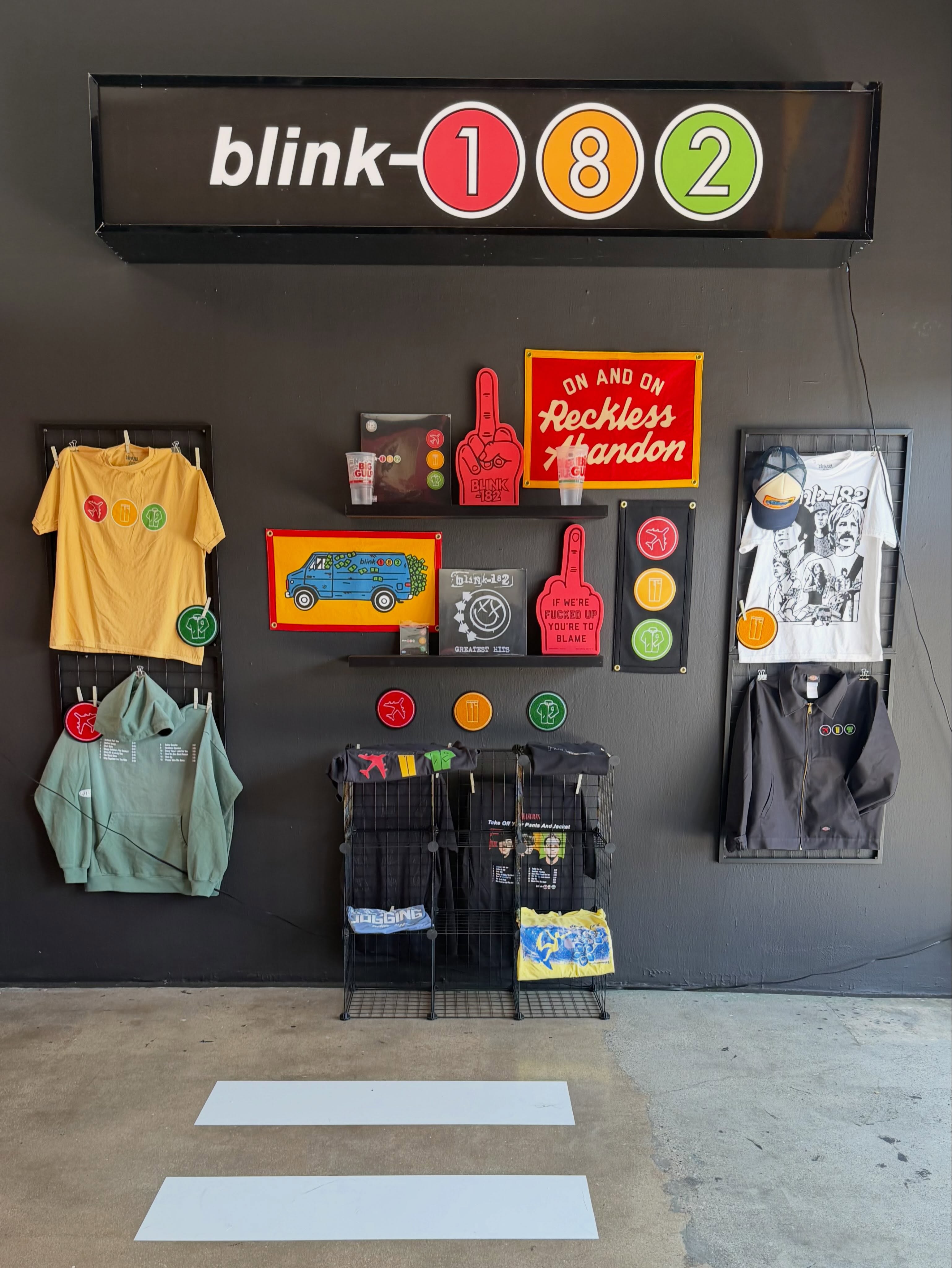 BLINK-182'S 25TH ANNIVERSARY POP-UP HAD A PAC-MAN CABINET (image 5)