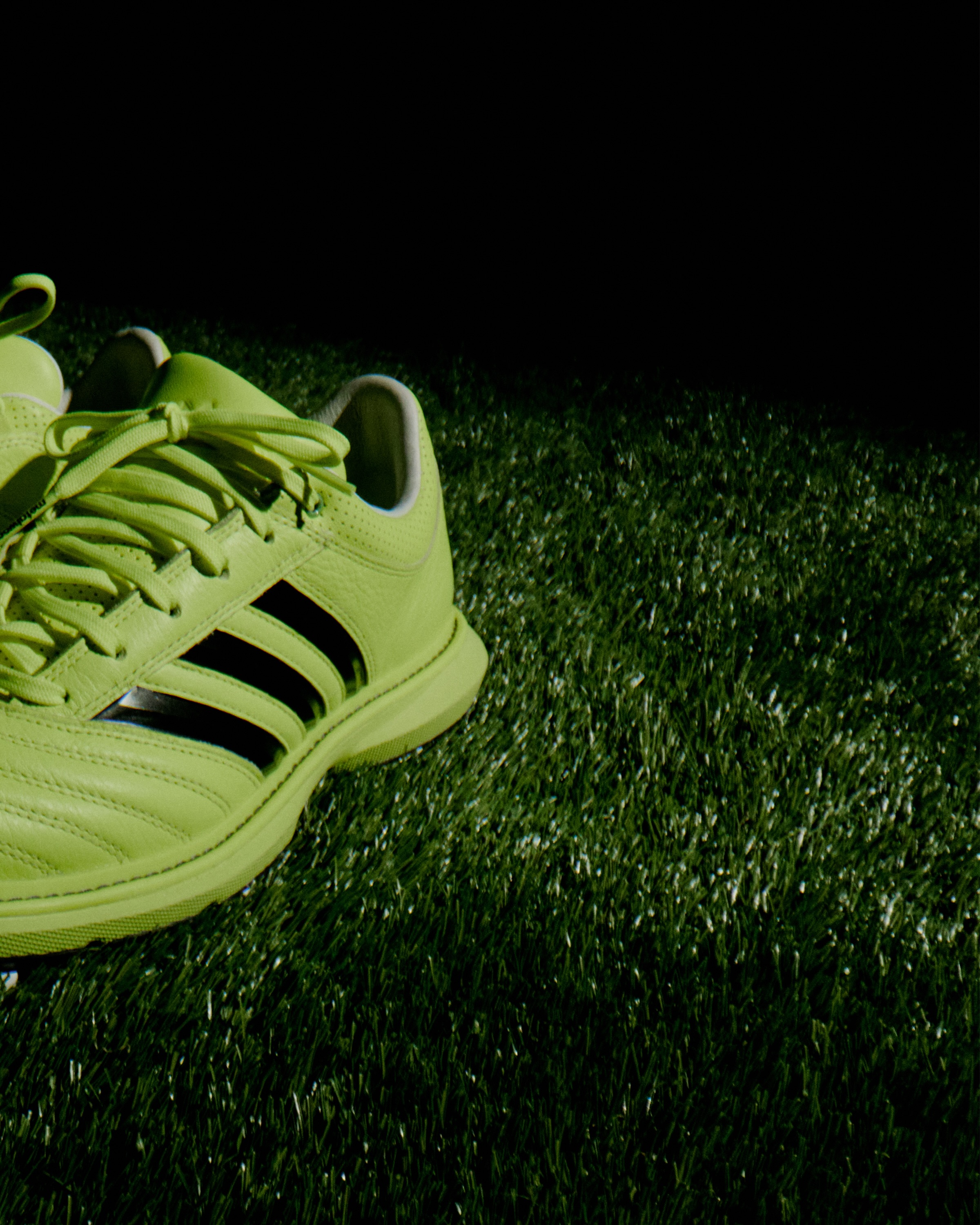 MC70 SOLAR YELLOW DROPS JULY 10 AT 11AM PST (image 4)