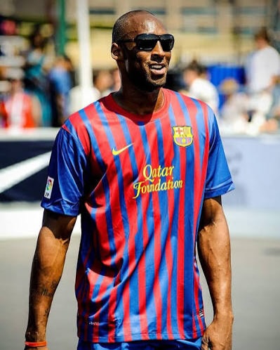 BARCELONA'S MAMBA AWAY KIT HONORS KOBE JULY 31 (image 4)