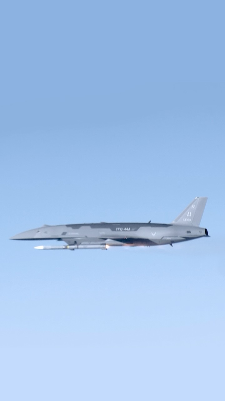 A still from Anduril's YFQ 44A Fury test footage during its first live missile launch out of Edwards Air Force Base.
