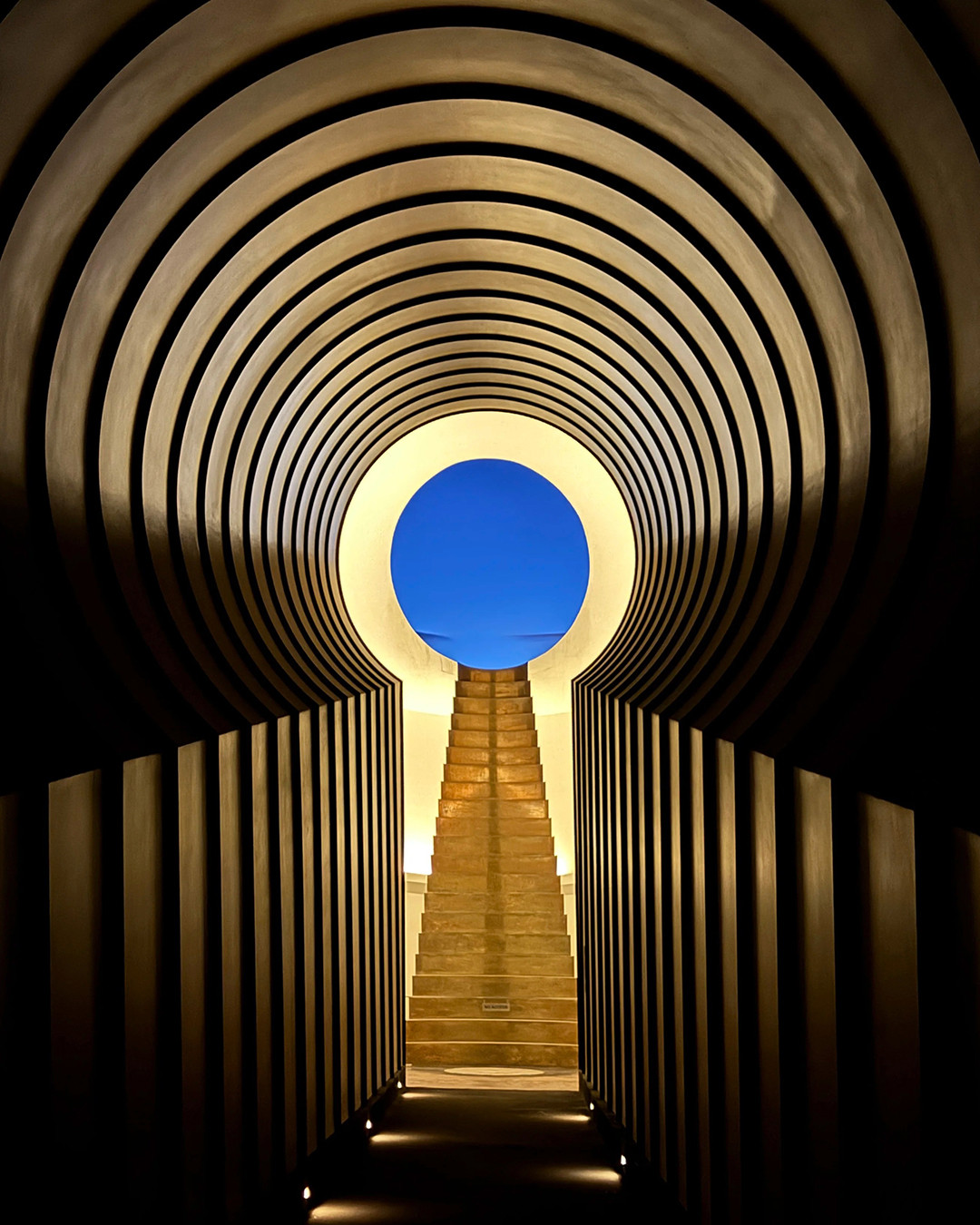 JAMES TURRELL DEBUTS THREE GLASSWORKS AT GAGOSIAN HONG KONG (image 4)