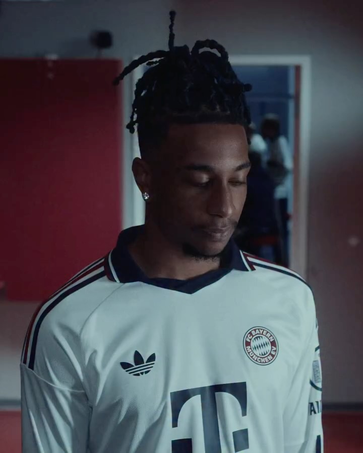 BAYERN MUNICH REVIVES A LOGO IT DROPPED 25 YEARS AGO (image 2)