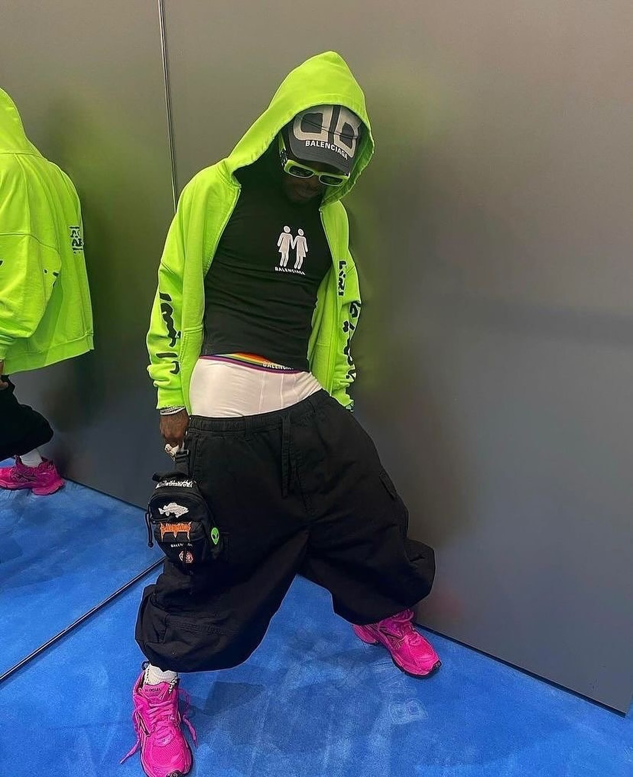 LIL UZI VERT SLEPT INSIDE A BALENCIAGA STORE (image 2)