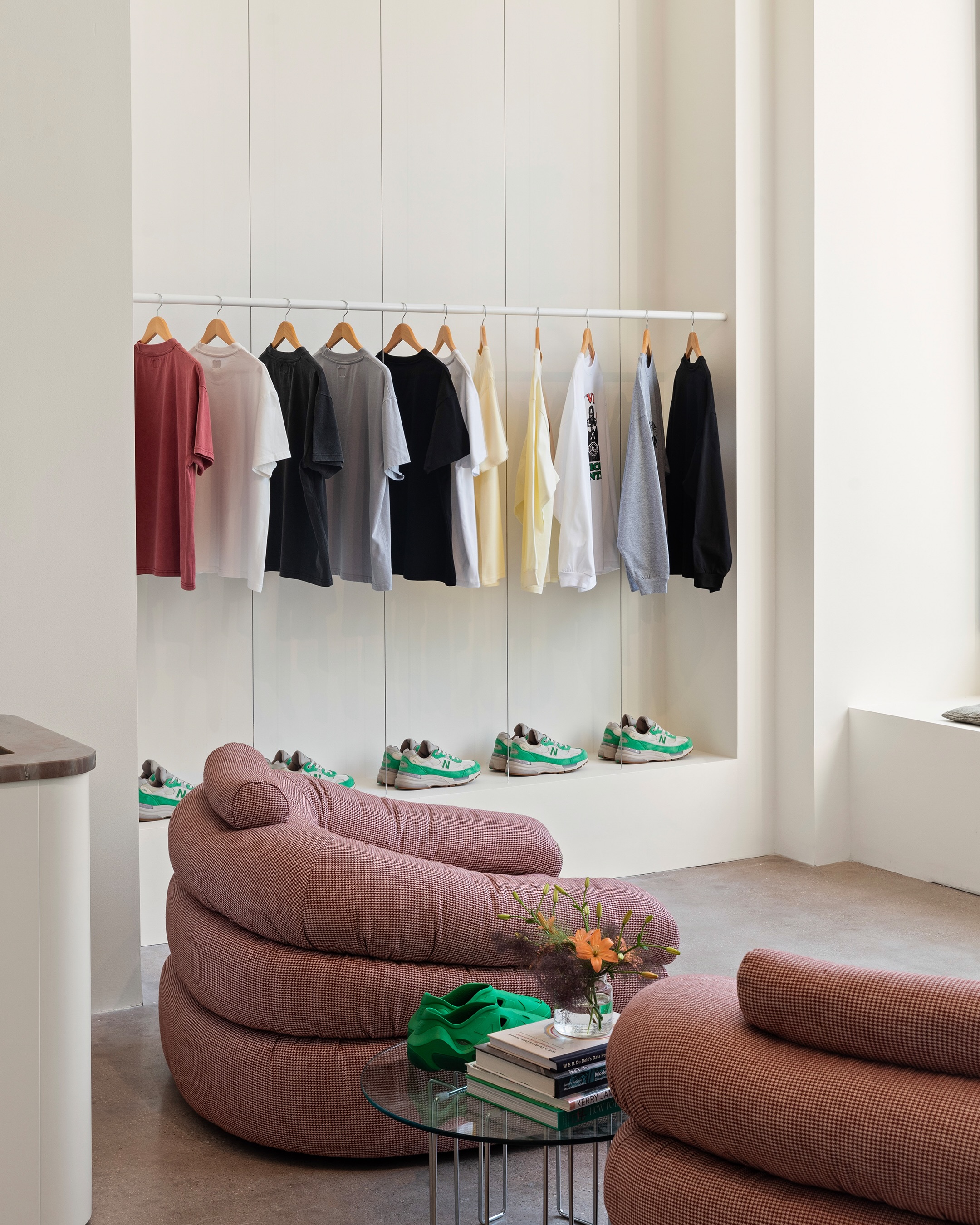 JOE FRESHGOODS OPENS EVERY NOW AND THEN AT 1843 CHICAGO AVE (image 4)