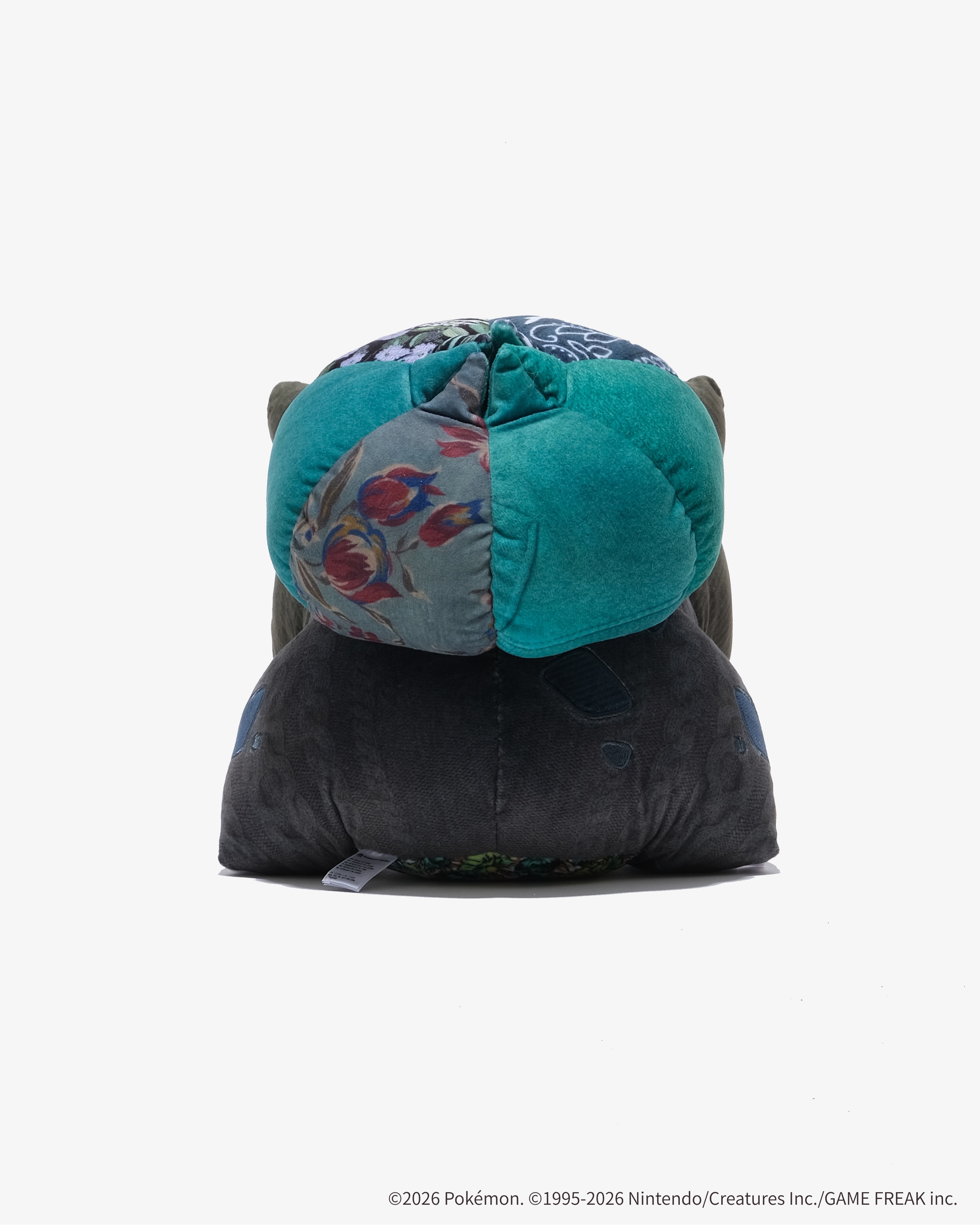 SEAN WOTHERSPOON FADES THREE POKEMON PLUSH FOR 7700 YEN (image 6)
