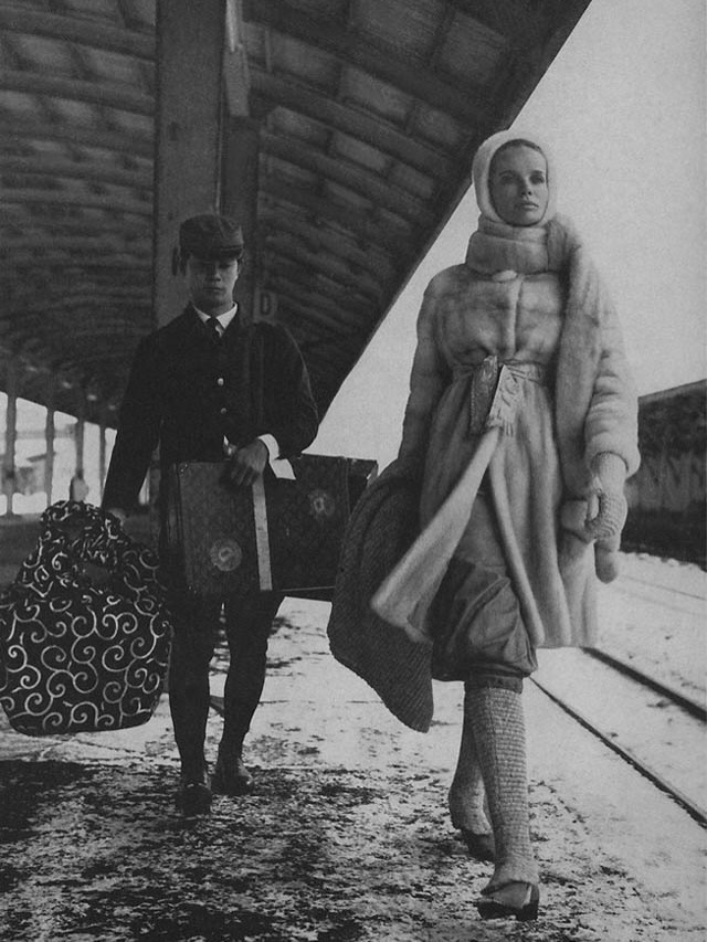 AVEDON'S $7 MILLION VOGUE SHOOT TOOK 5 WEEKS IN JAPAN (image 9)
