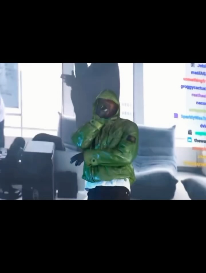 SKEPTA WORE STONE ISLAND'S RAREST 2001 JACKET AT READING (image 8)