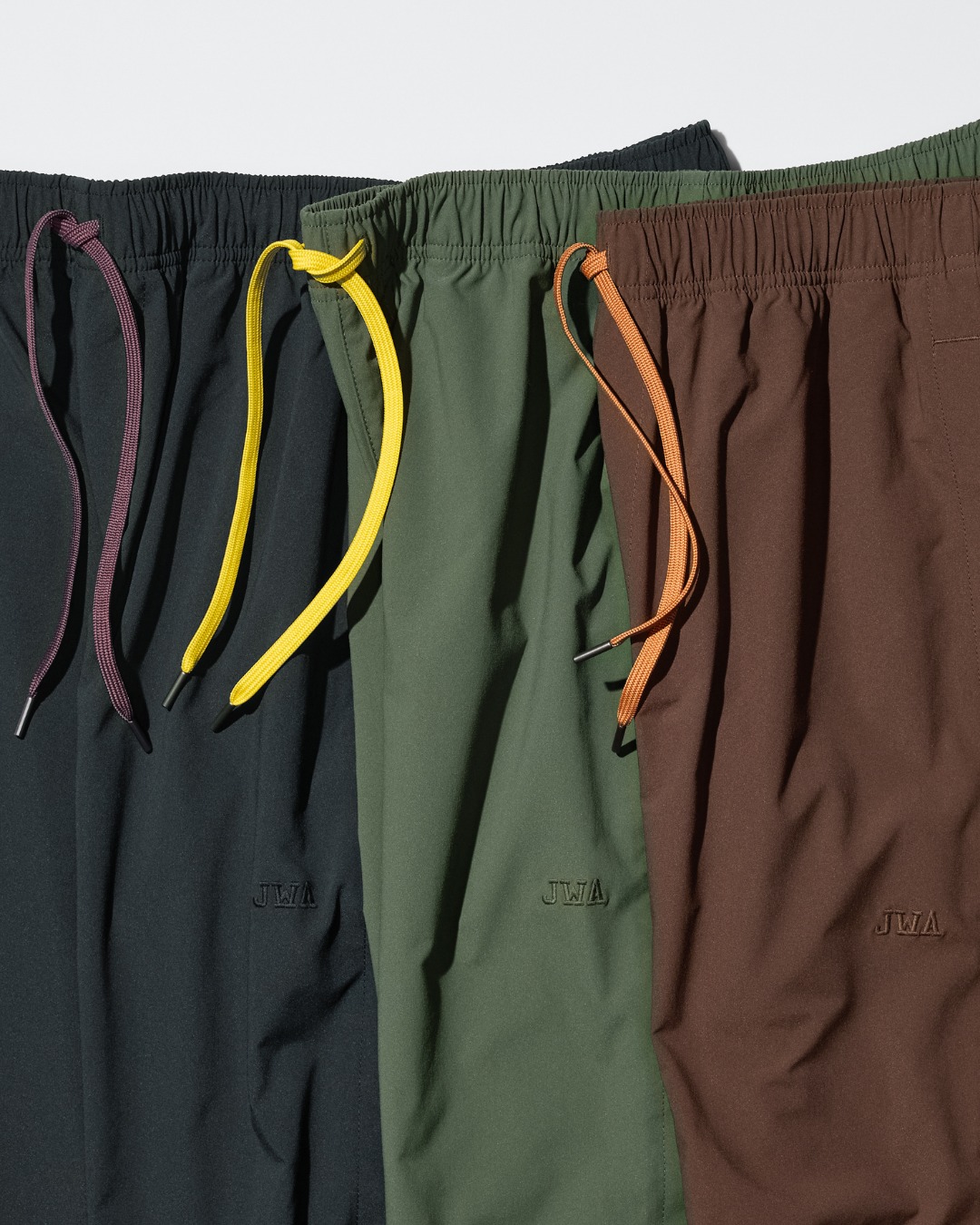 UNIQLO AND JW ANDERSON'S REGATTA COLLECTION LANDS IN AUSTRALIA (image 4)