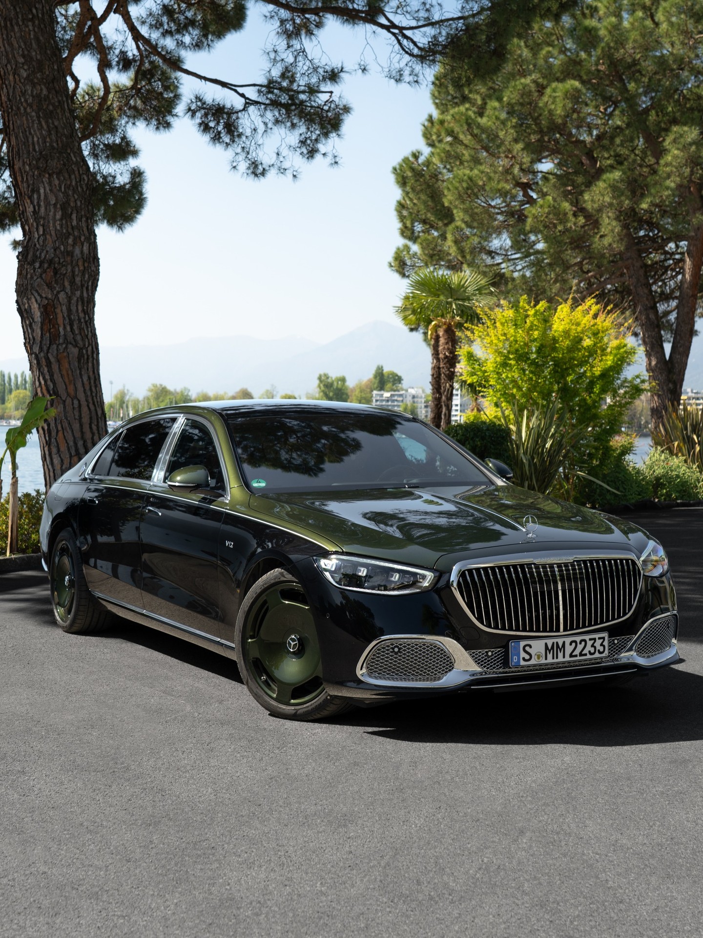 MERCEDES-MAYBACH BUILDS ONLY 50 OF ITS V12 EDITION (image 3)