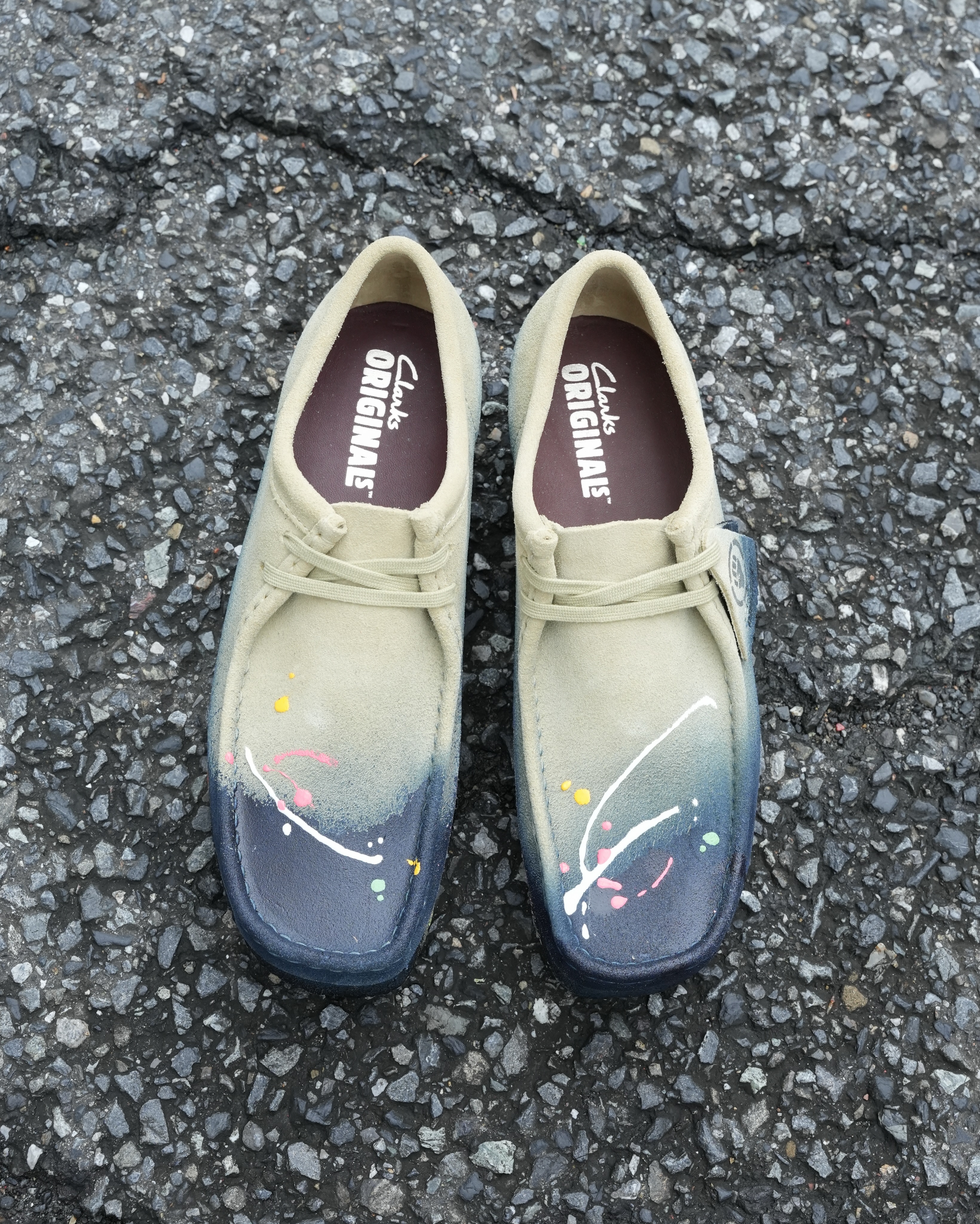 INOUE BROTHERS CLARKS WALLABEE TAKES DYE AND DRIPS (image 2)