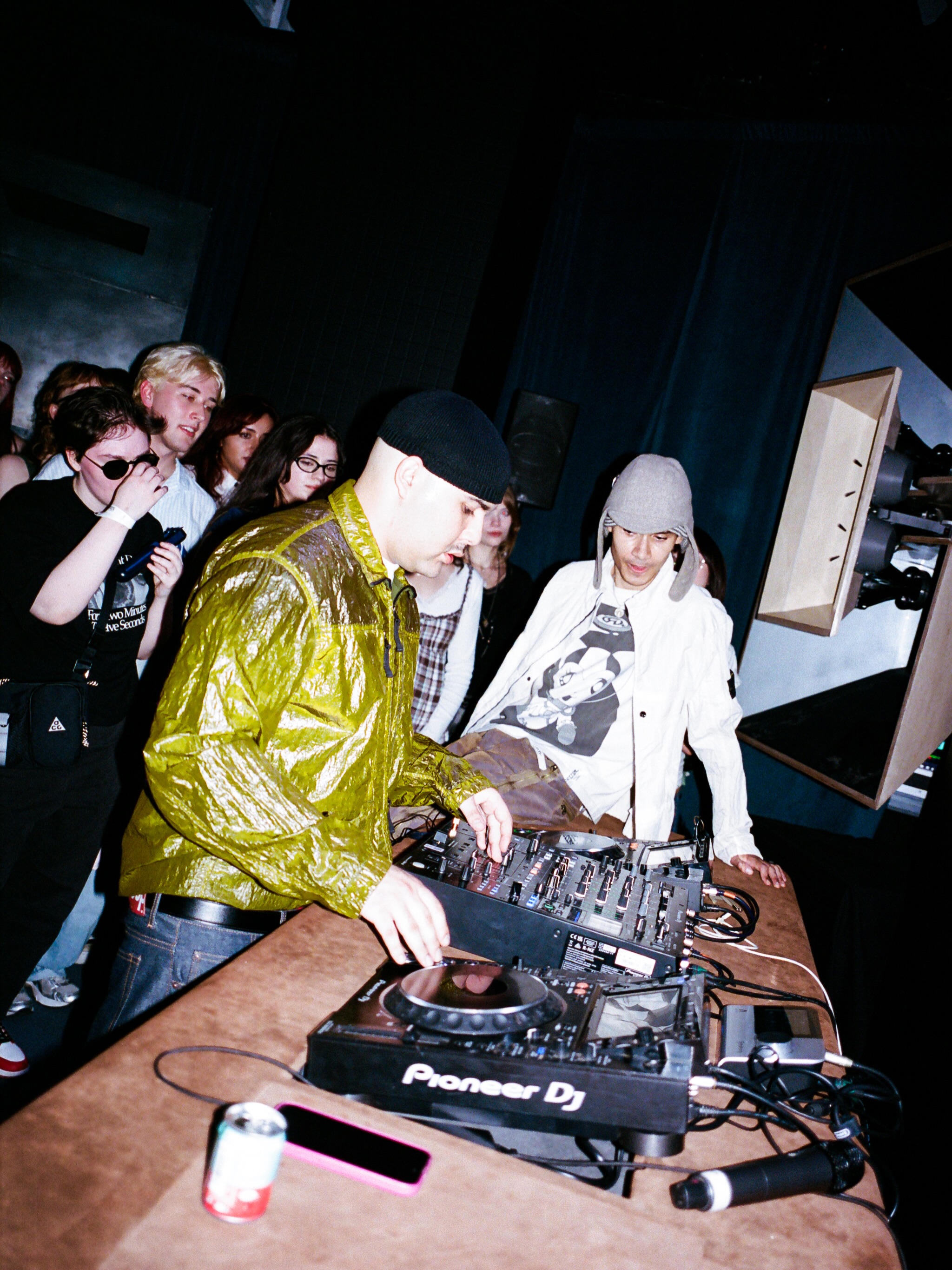 STONE ISLAND STUDIO ONE BRINGS LONDON INTO THE CROWD (image 6)