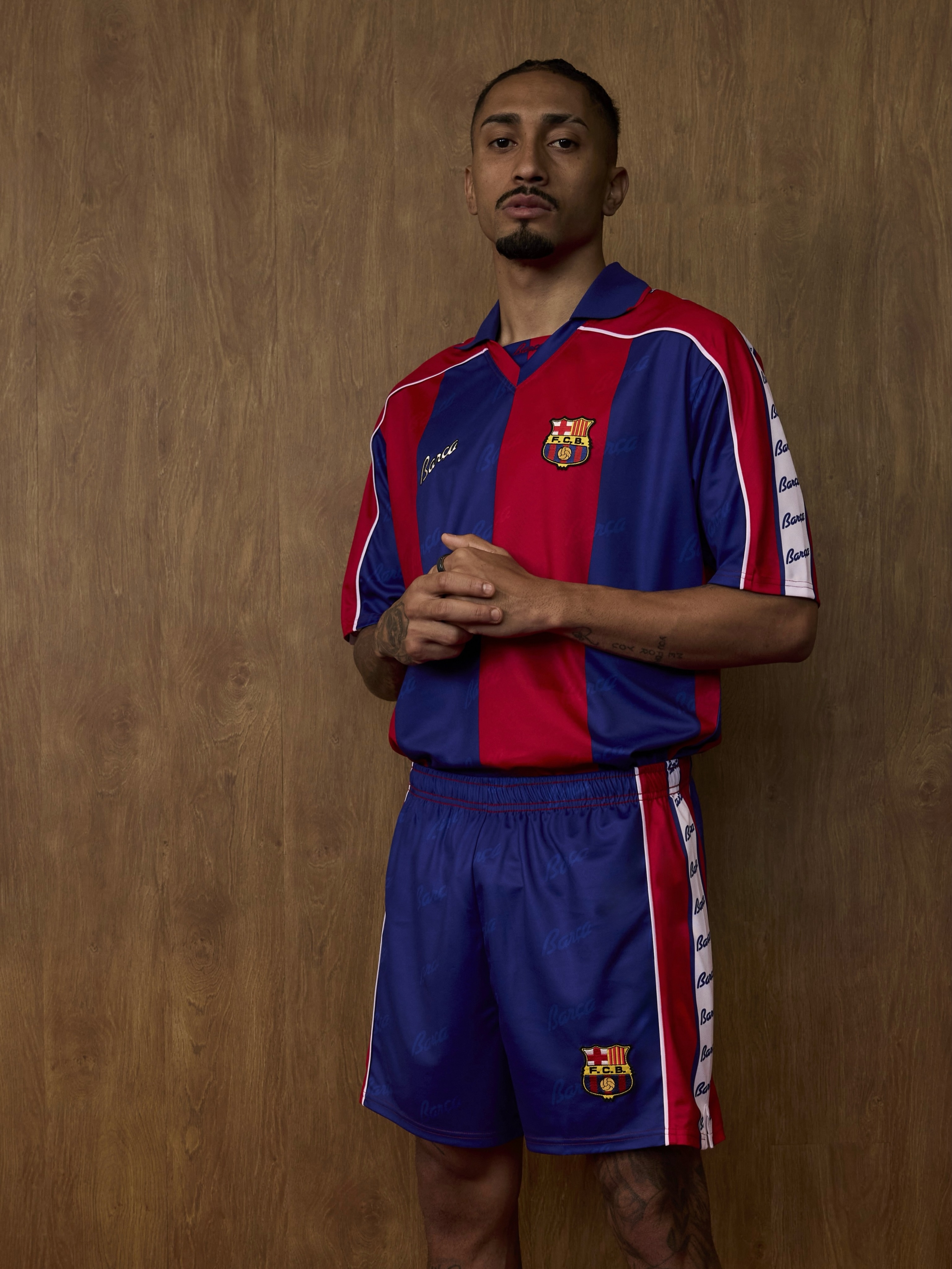 FC Barcelona 1992/95 retro home shirt with wide red and blue stripes